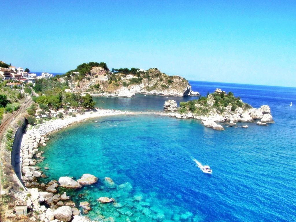 1024x768 Messina Wallpaper