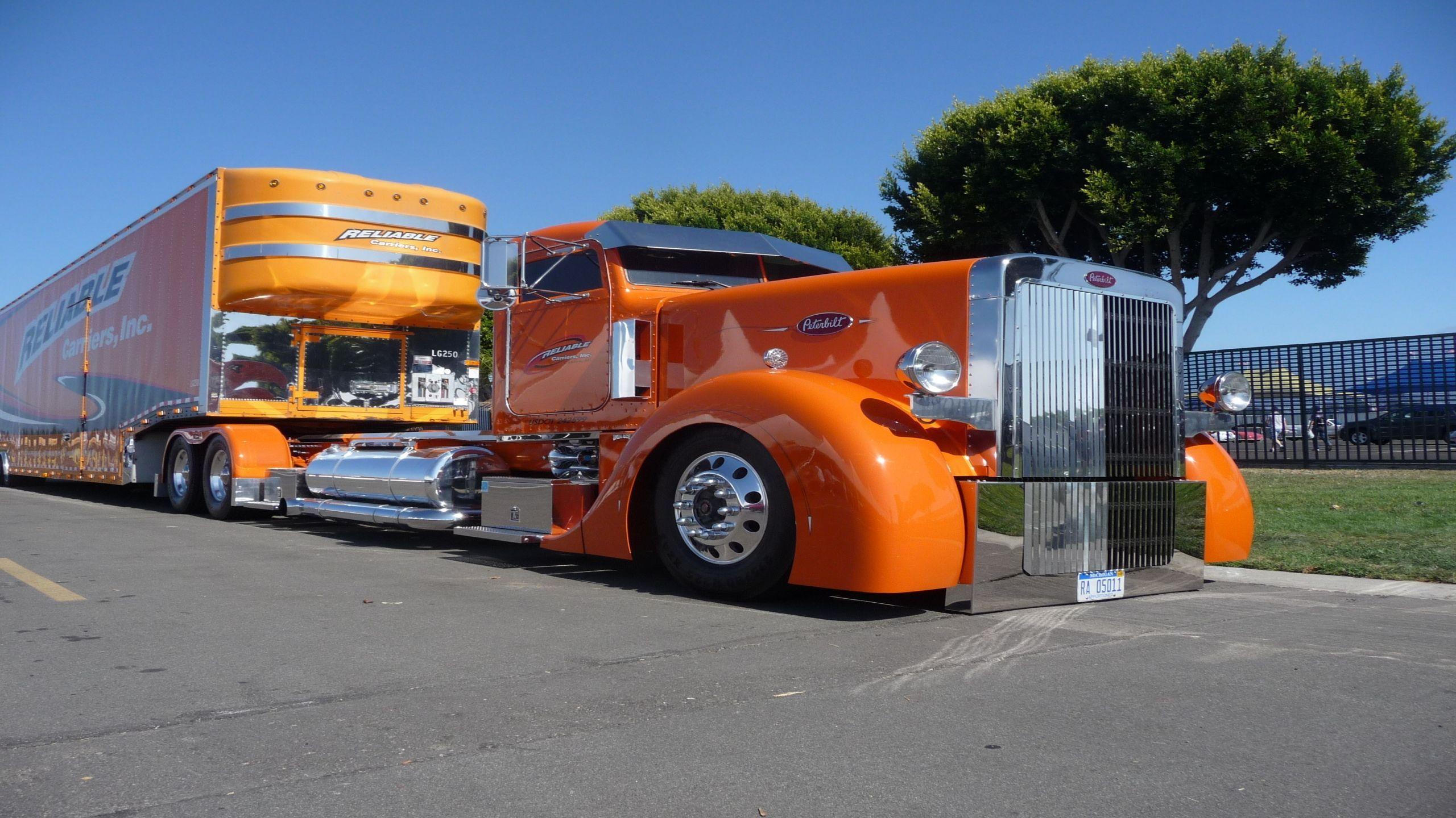 2560x1440 Custom Big Rigs. Wallpaper Peterbilt Truck Custom Reliable Big