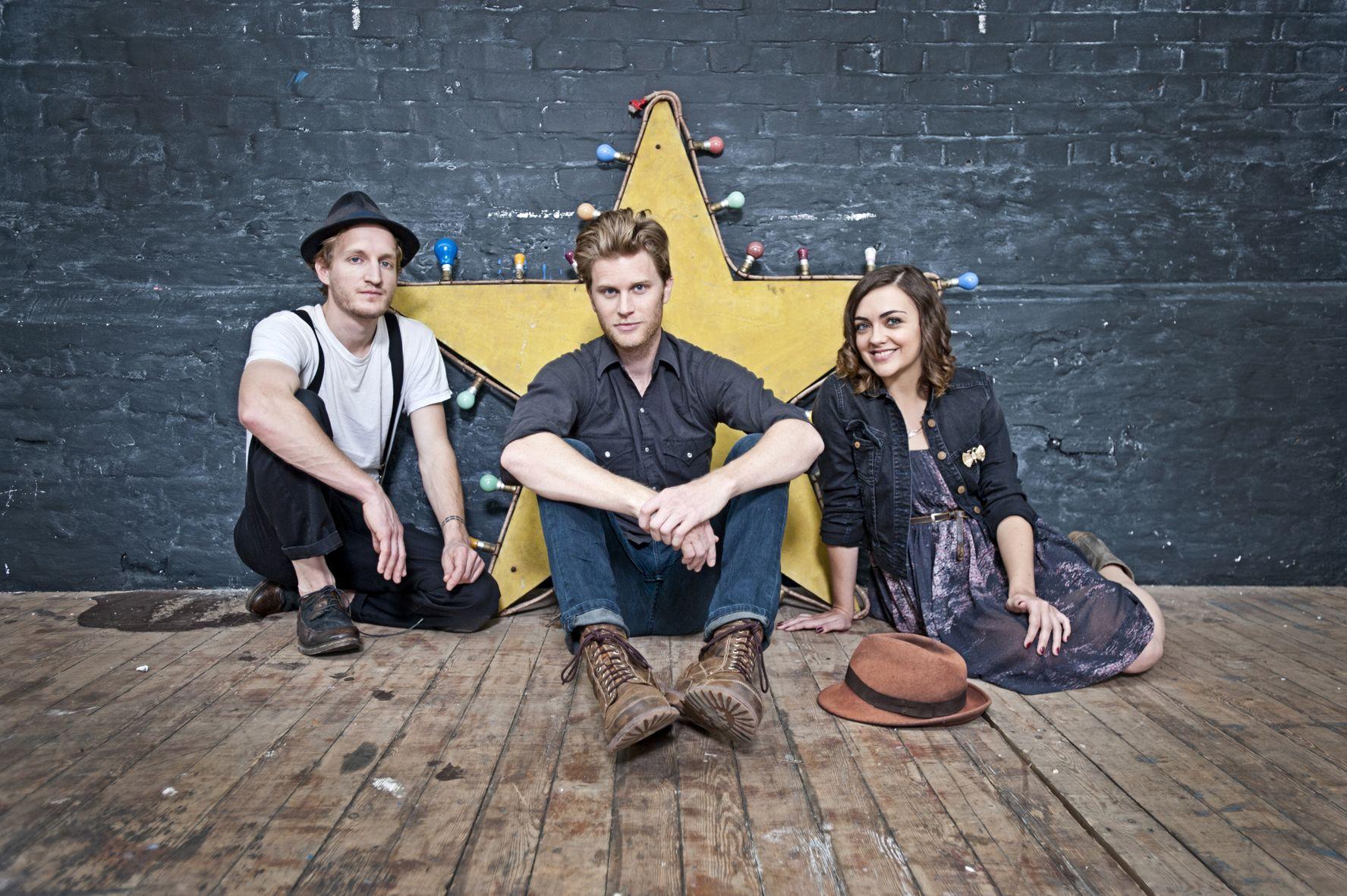 1775x1181 1775x1181px The Lumineers 1549.16 KB