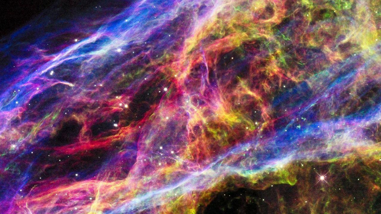 1280x720 Panning across the Veil Nebula