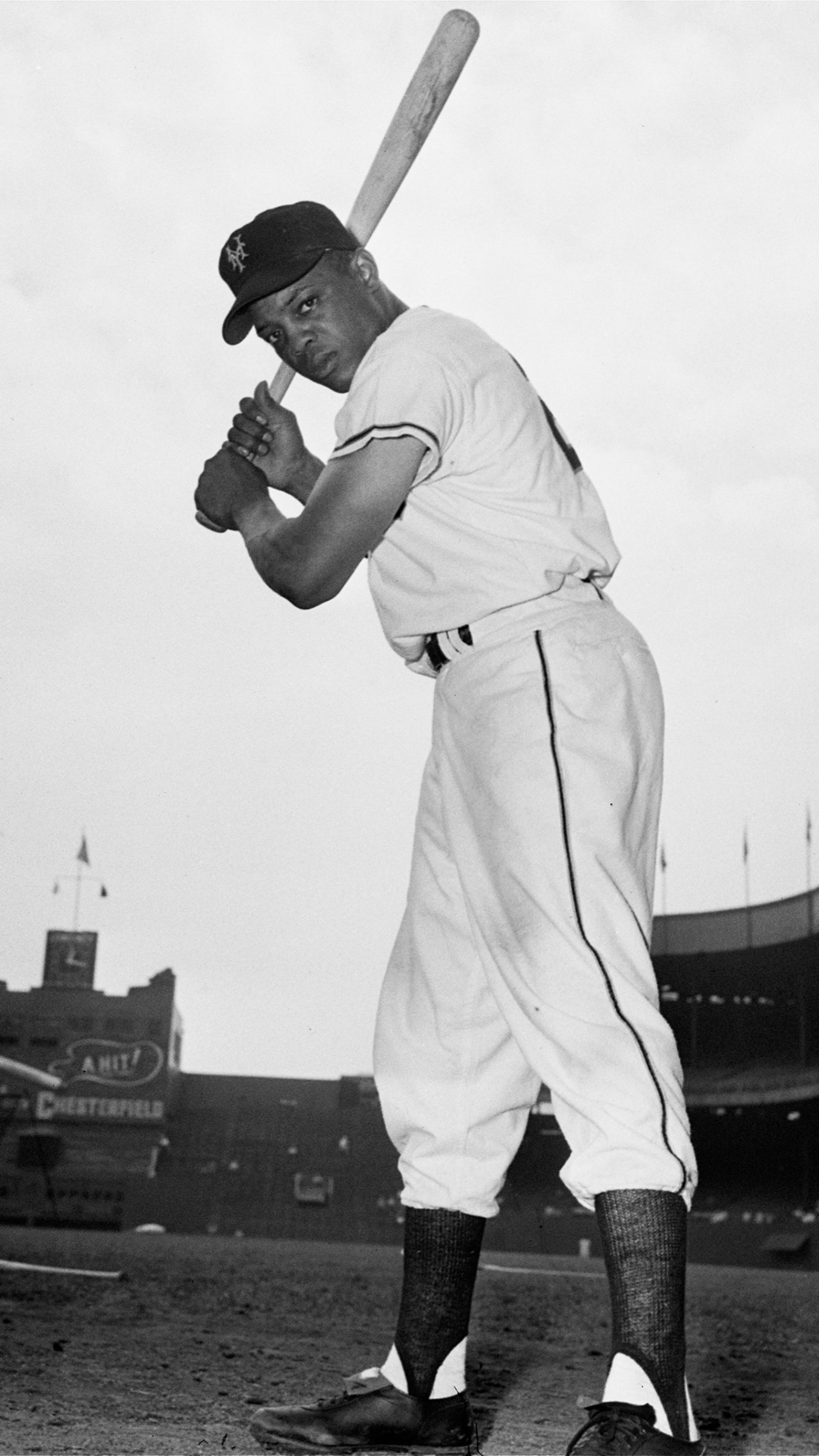 2608x4636 Willie Mays' best stats and accomplishments