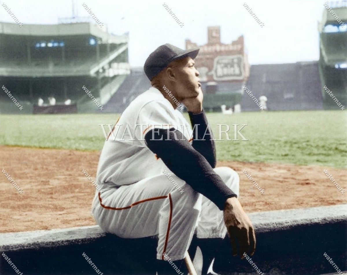 1200x949 CQ838 Willie Mays Gazes Polo Grounds Giants 8x10 11x14 16x20 Colorized Photo