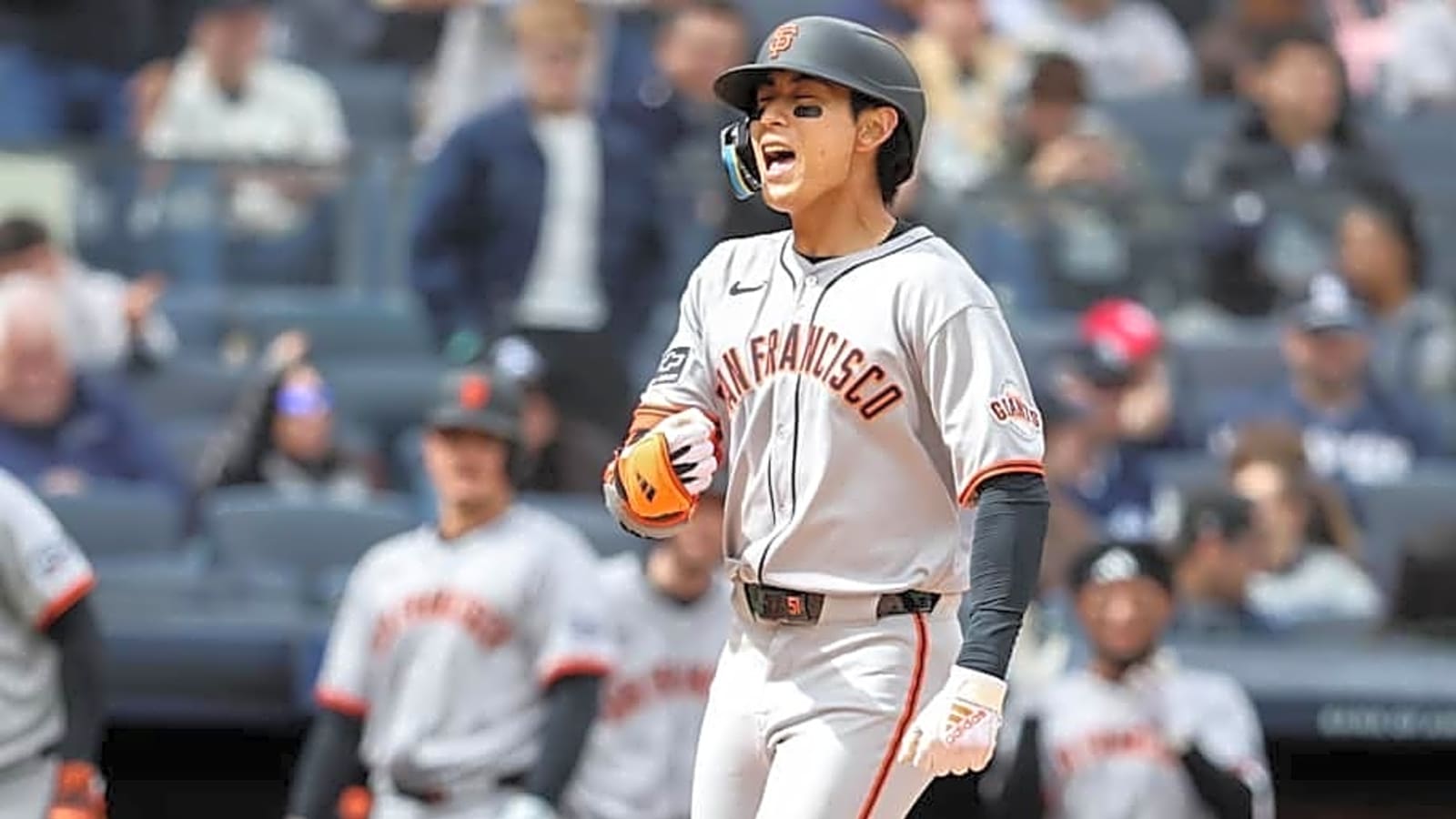 1600x900 San Francisco Giants' Slugger Joins Legendary Willie Mays in Team History with Hot Start