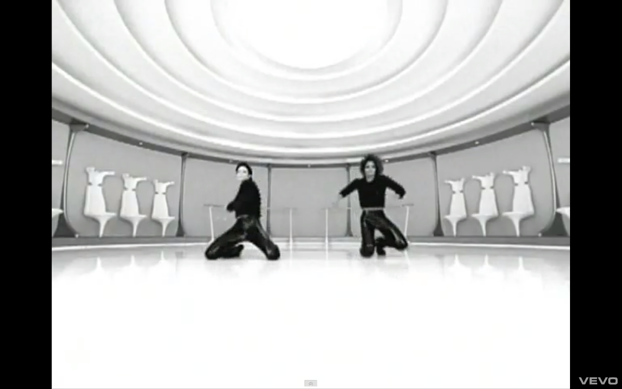 1280x800 Munirat Plummer: Michael Jackson ''Scream''