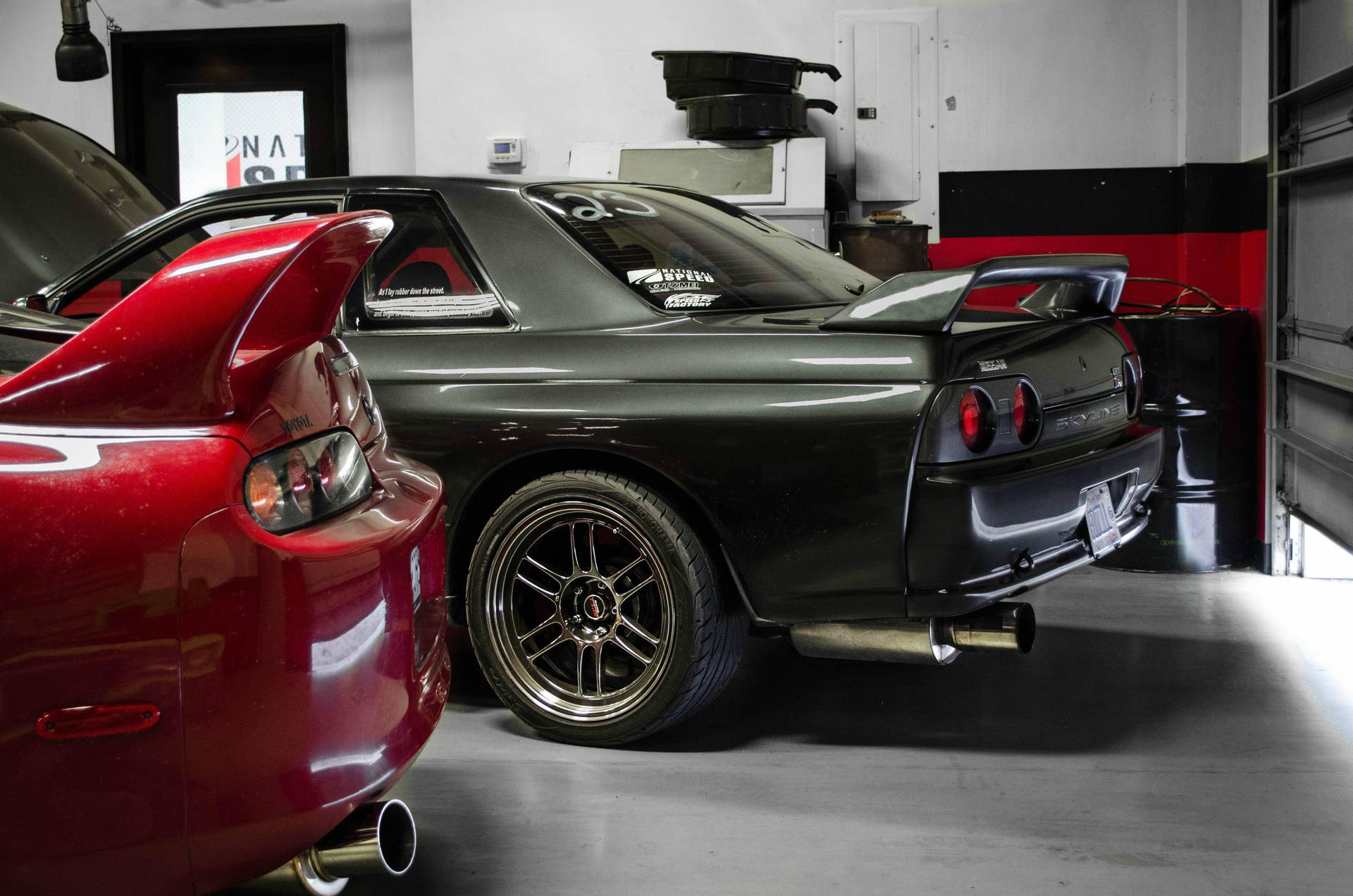 1920x1272 Download 4k Jdm Cars In Garage Wallpaper