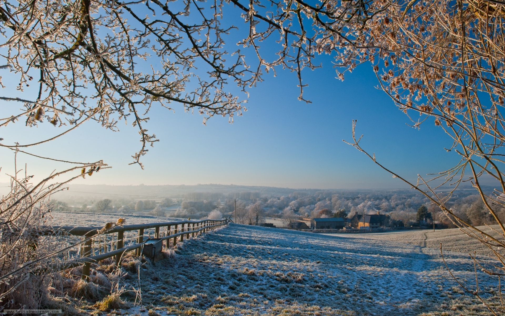 1920x1200 British Winter Wallpaper