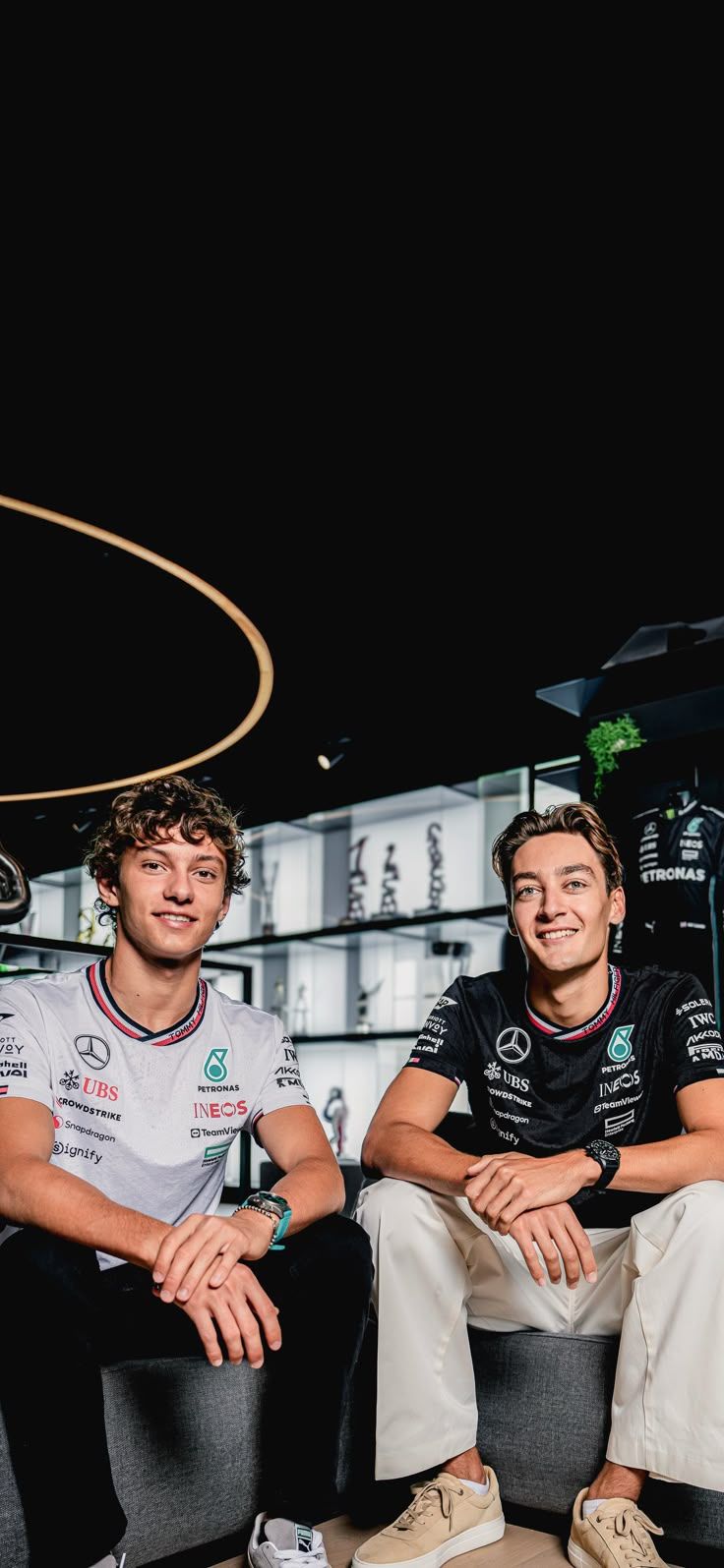 736x1595 George Russell Kimi Antonelli