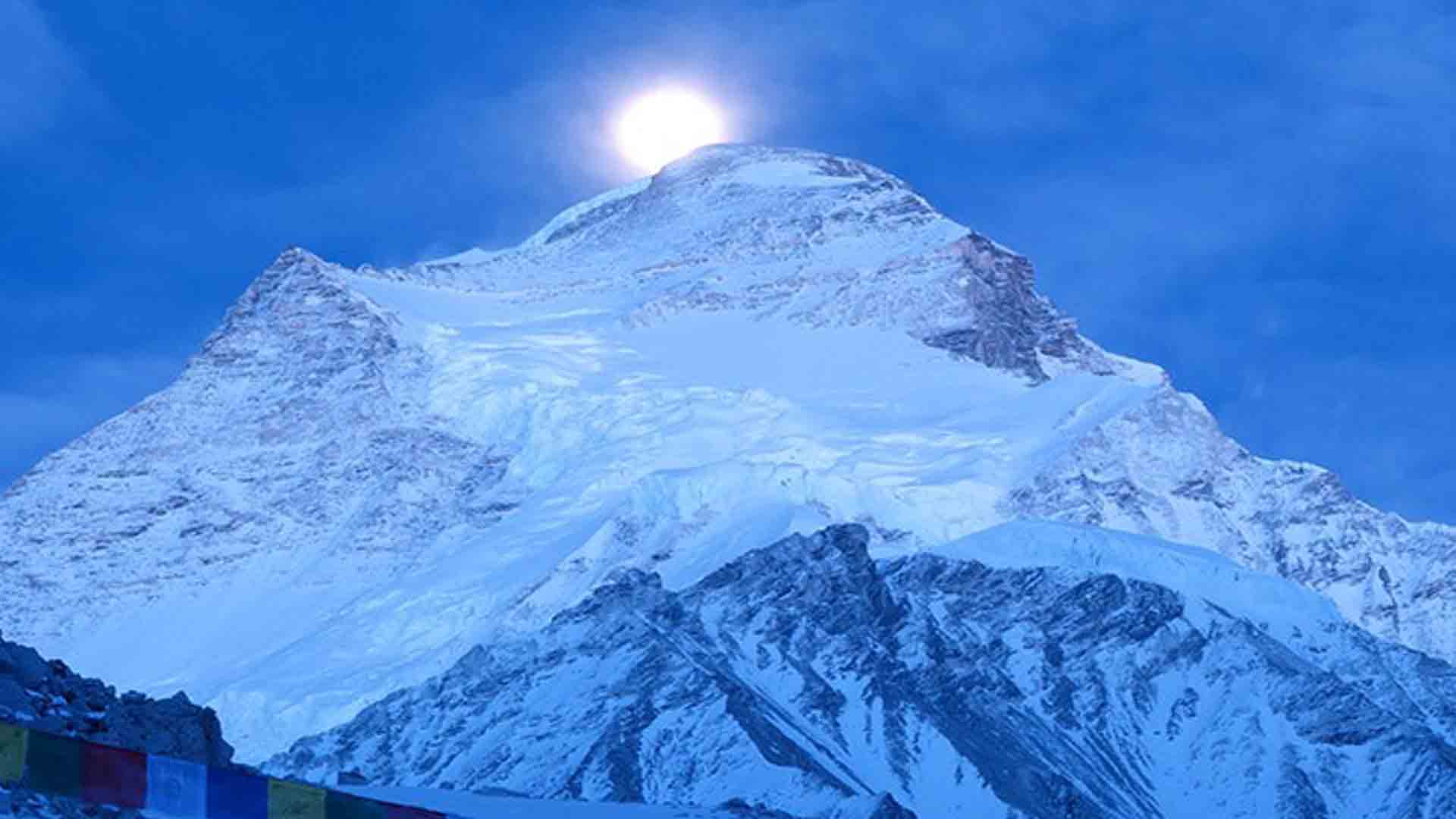 1920x1080 Mt. Cho Oyu Expedition (201m.)