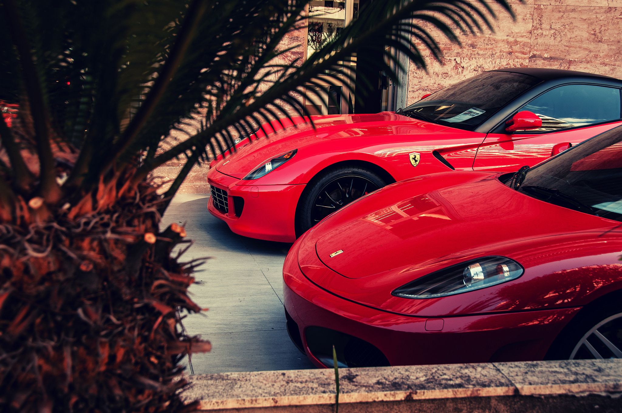 2048x1359 Free Ferrari 360 Modena 4K Wallpaper & Desktop HD Background for PC