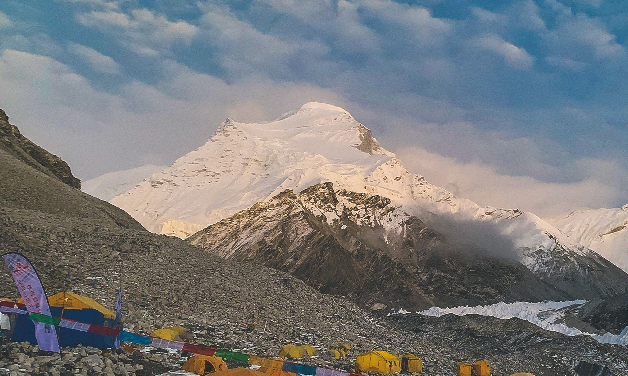 2000x1200 Cho Oyu Expedition Tibet 2026 and 2027. Seven Summit Treks Summit Treks