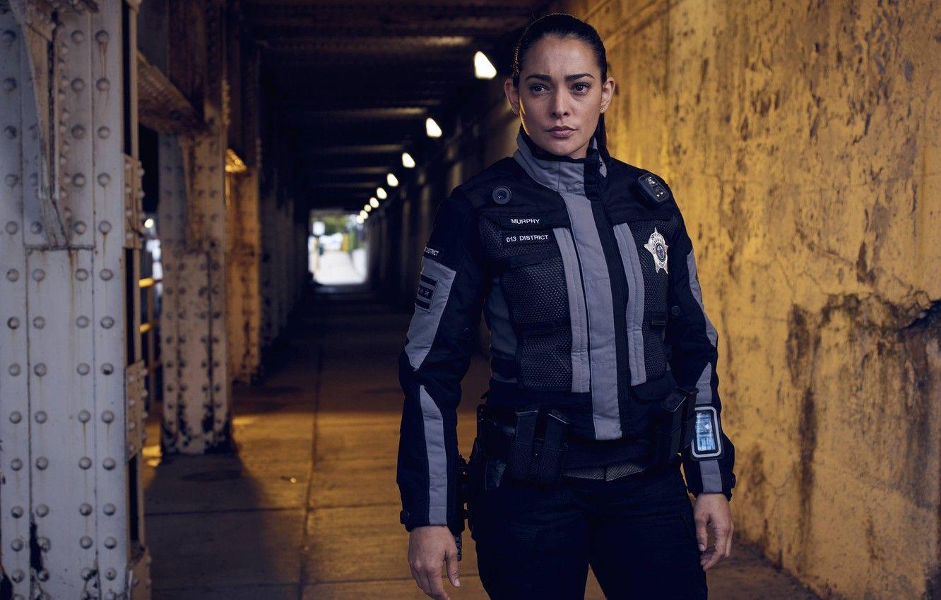 1332x850 Wallpaper corridor, form, the series, Natalie Martinez, Natalie