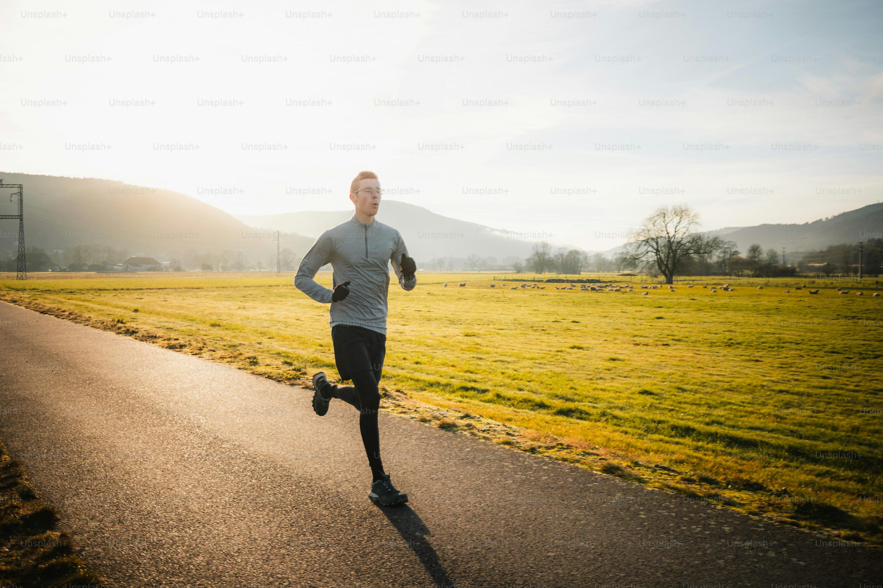 3000x2000 Male Running Picture. Download Free Image