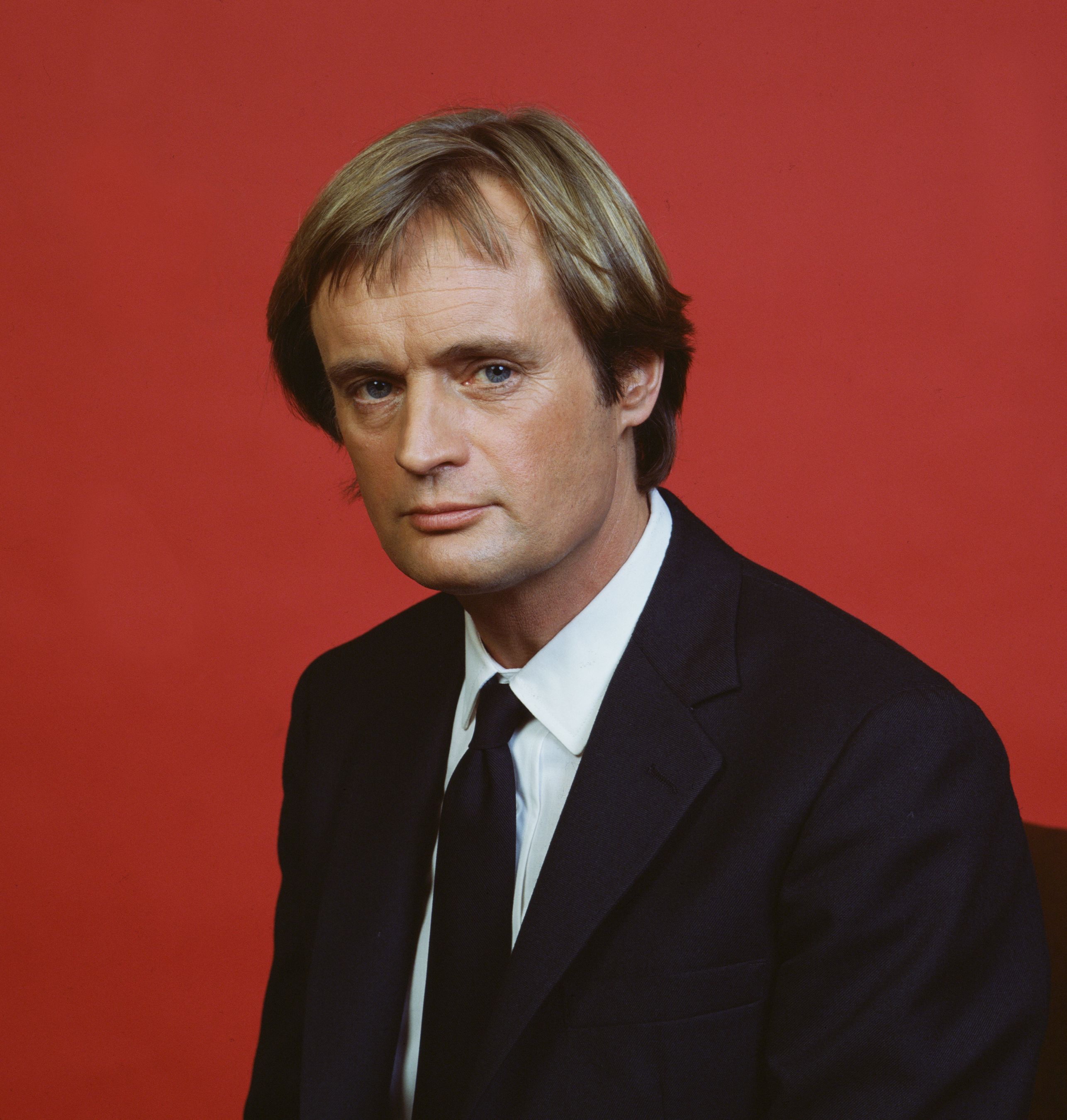 2572x2700 David McCallum