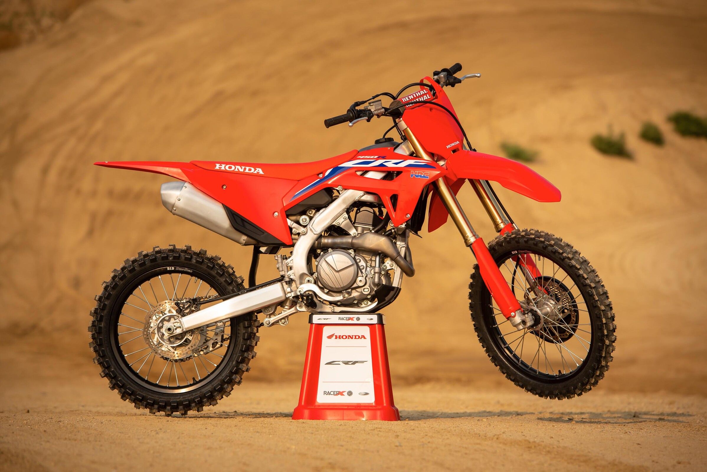 2396x1600 Racer X Films: 2021 Honda CRF450R Intro