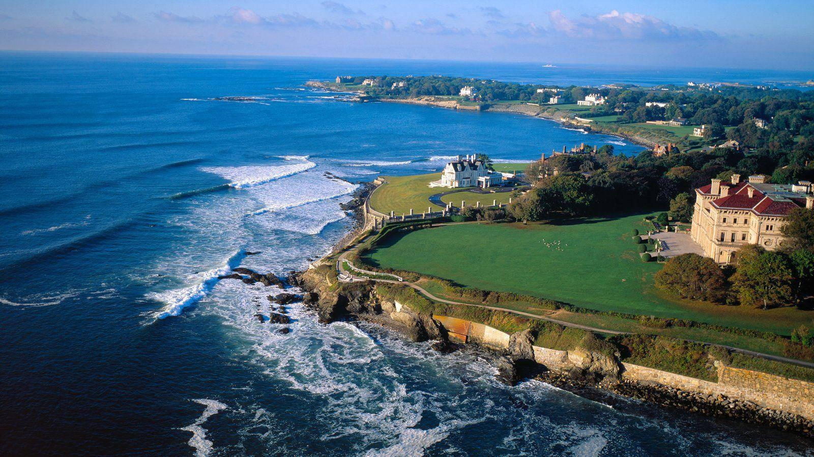 1600x900 Download The Gilded Age Mansions In Rhode Island Wallpaper