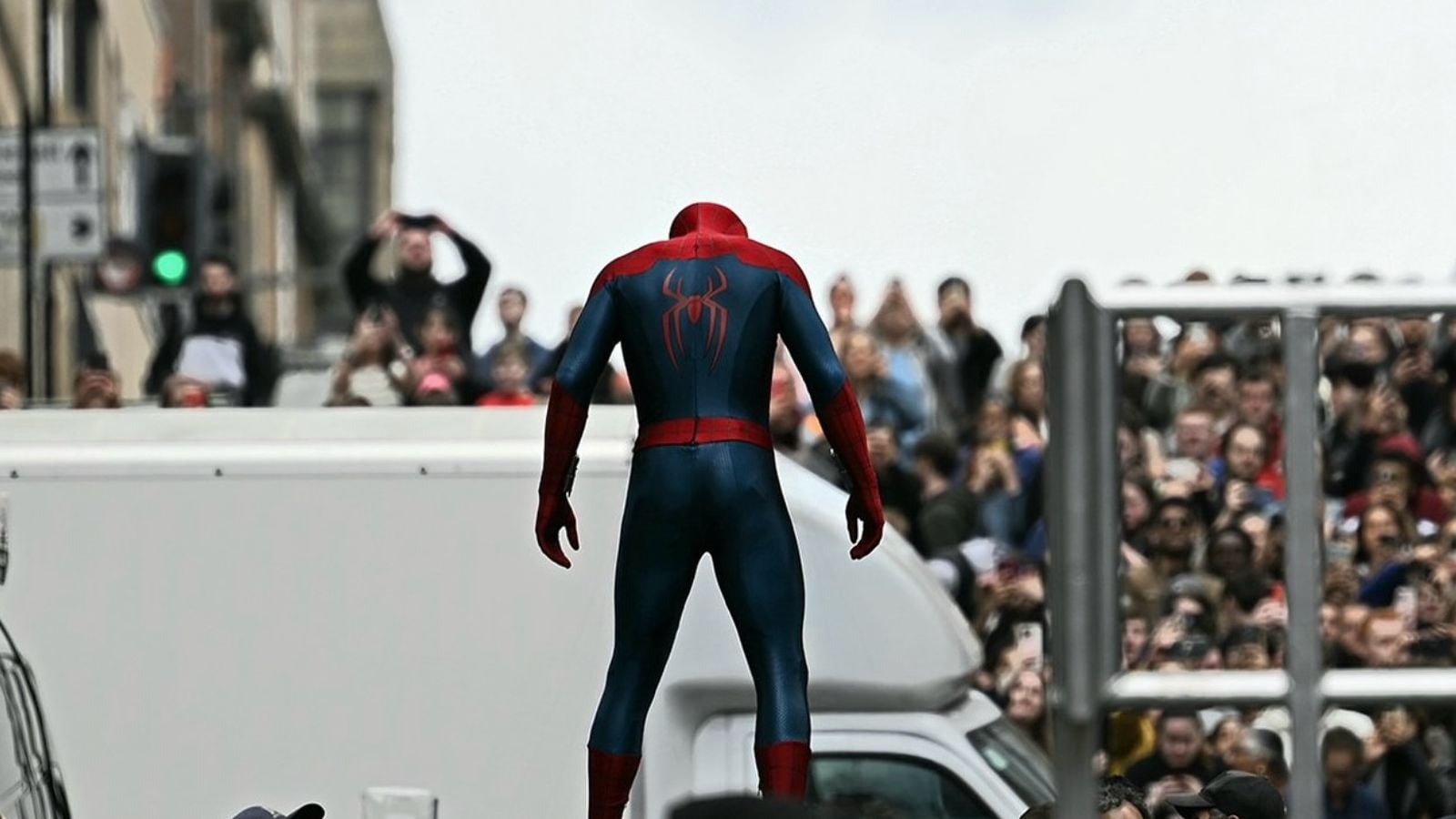 1600x900 Another Day, Another Glimpse Of Tom Holland In His Brand New Spider Man Suit