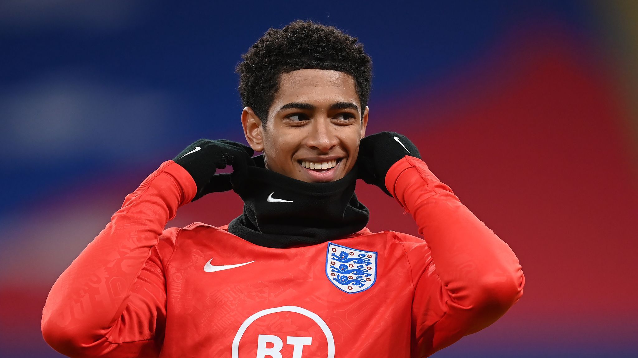 2048x1152 Jude Bellingham: England Call Up For Borussia Dortmund Player In Doubt Due To Coronavirus Restrictions