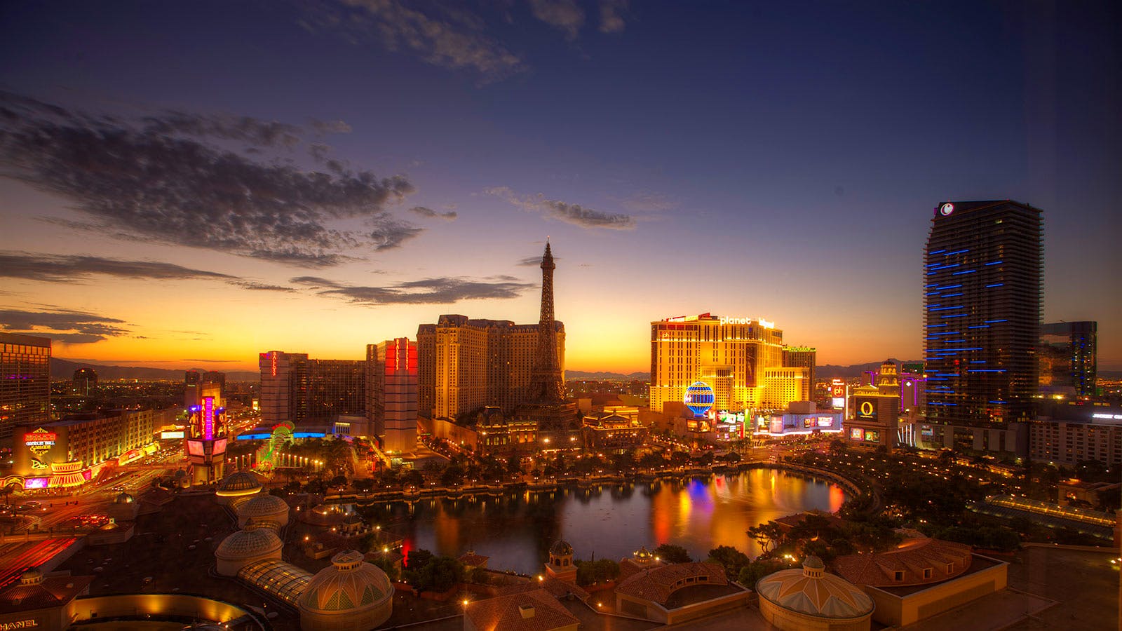 1600x900 The Best Places to Drink Wine in Las Vegas: 8 Pro Picks