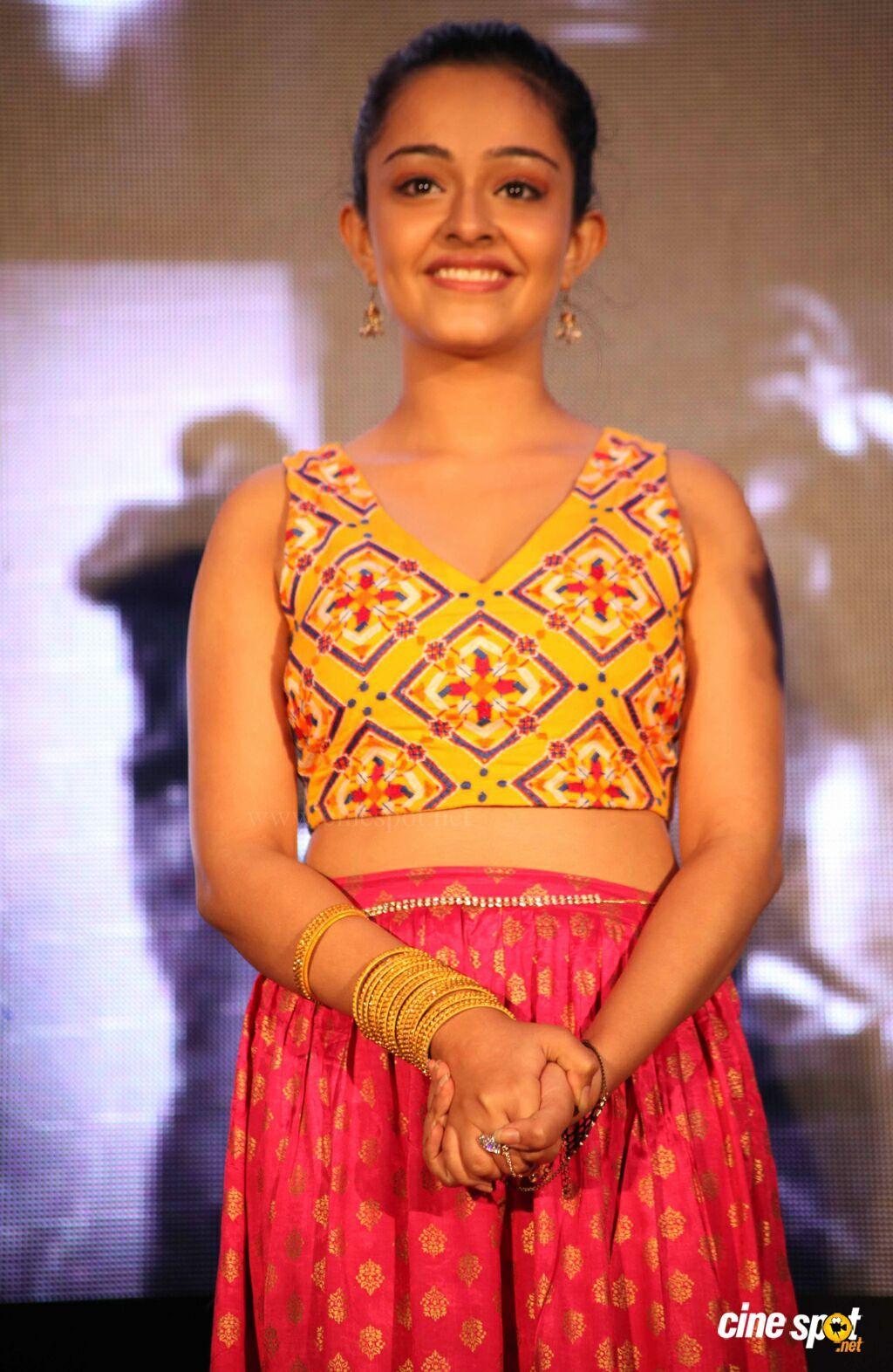 1024x1572 Apoorva Arora Kannada Actress Photo