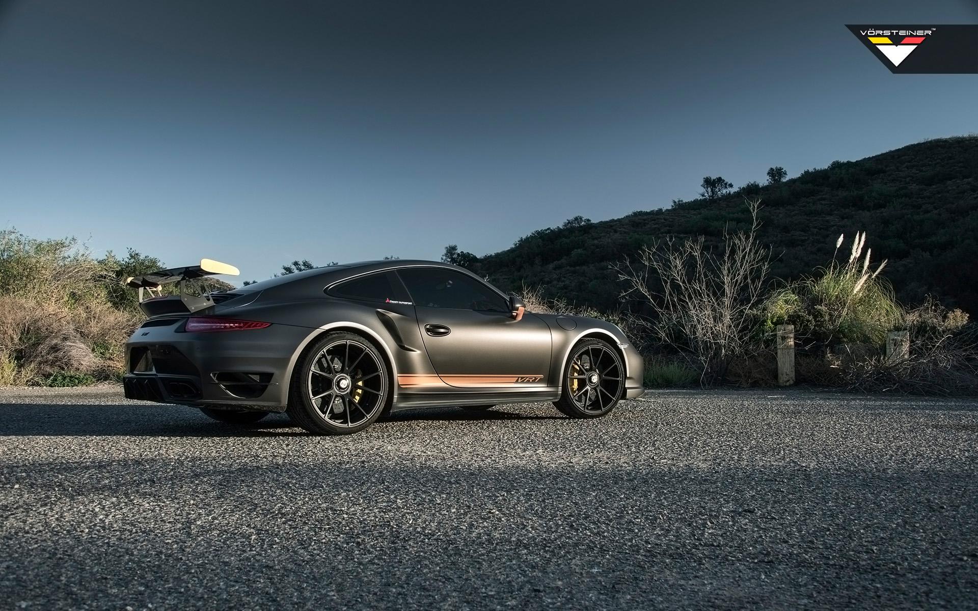 1920x1200 Porsche 911 Turbo S Wallpaper, 0.71 Mb