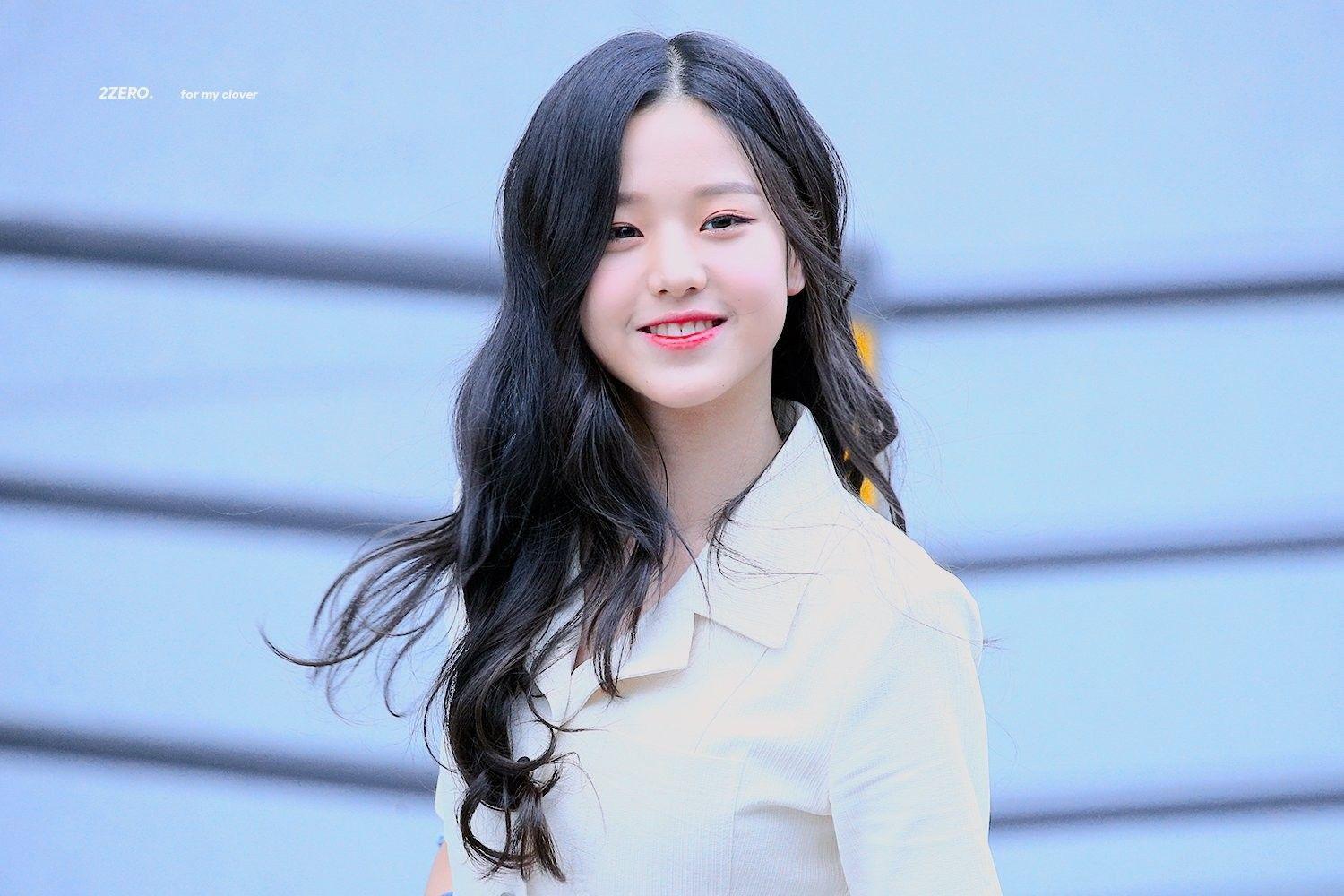1500x1000 Jang Wonyoung Lockscreen, Download Wallpaper