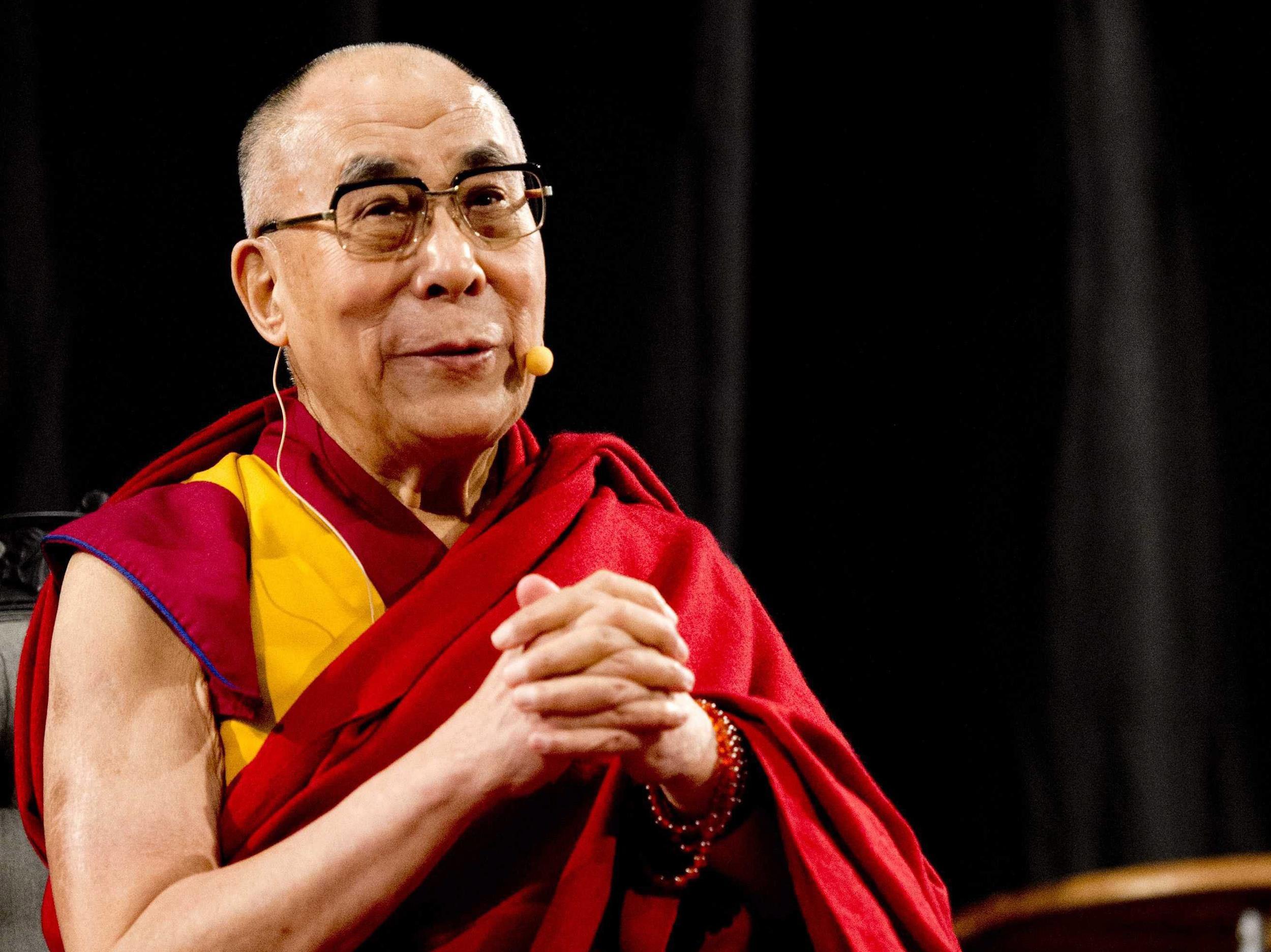 Dalai Lama Wallpapers - Top Free Dalai Lama Backgrounds - WallpaperAccess