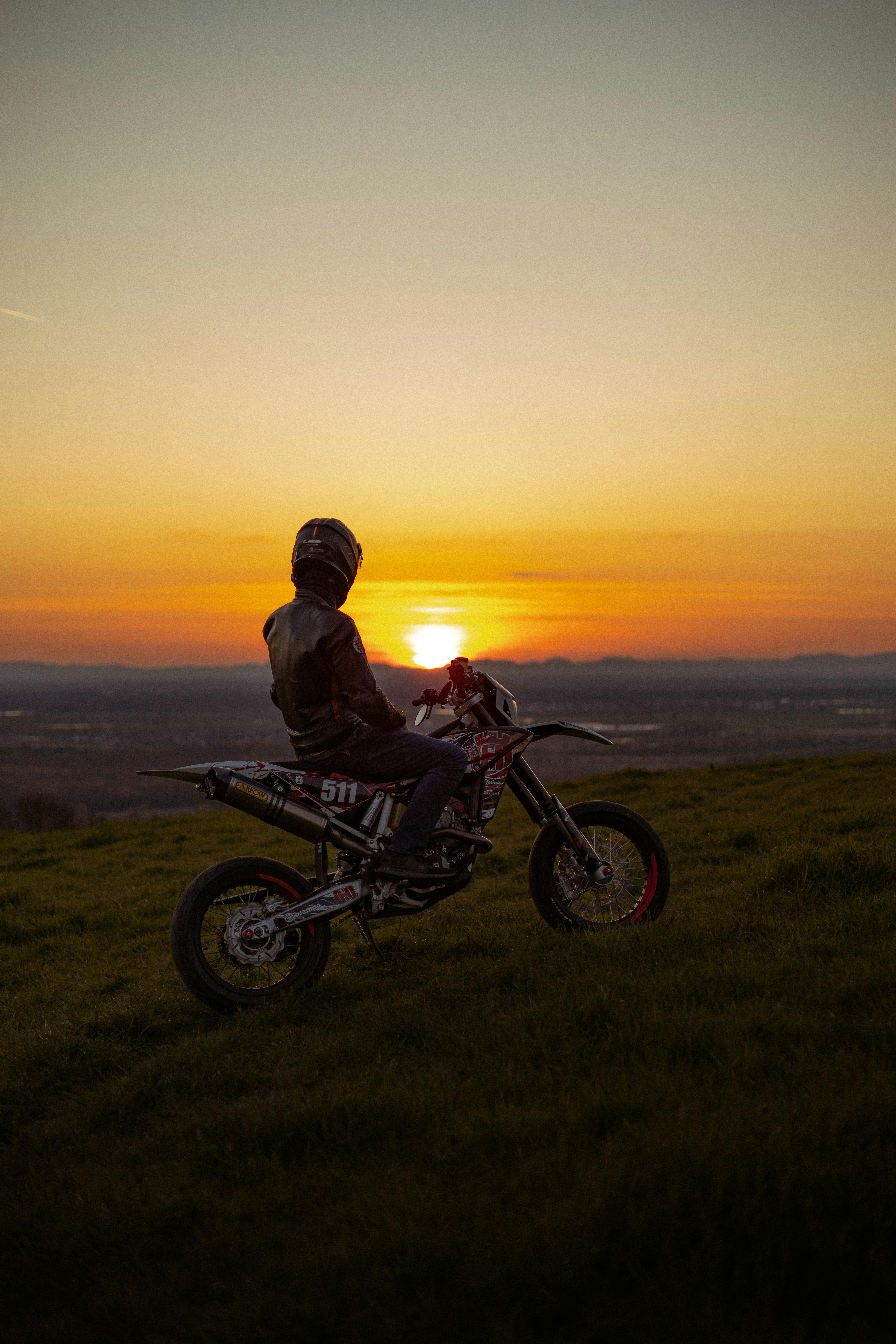 4480x6720 Sunset Dirt bike · Free