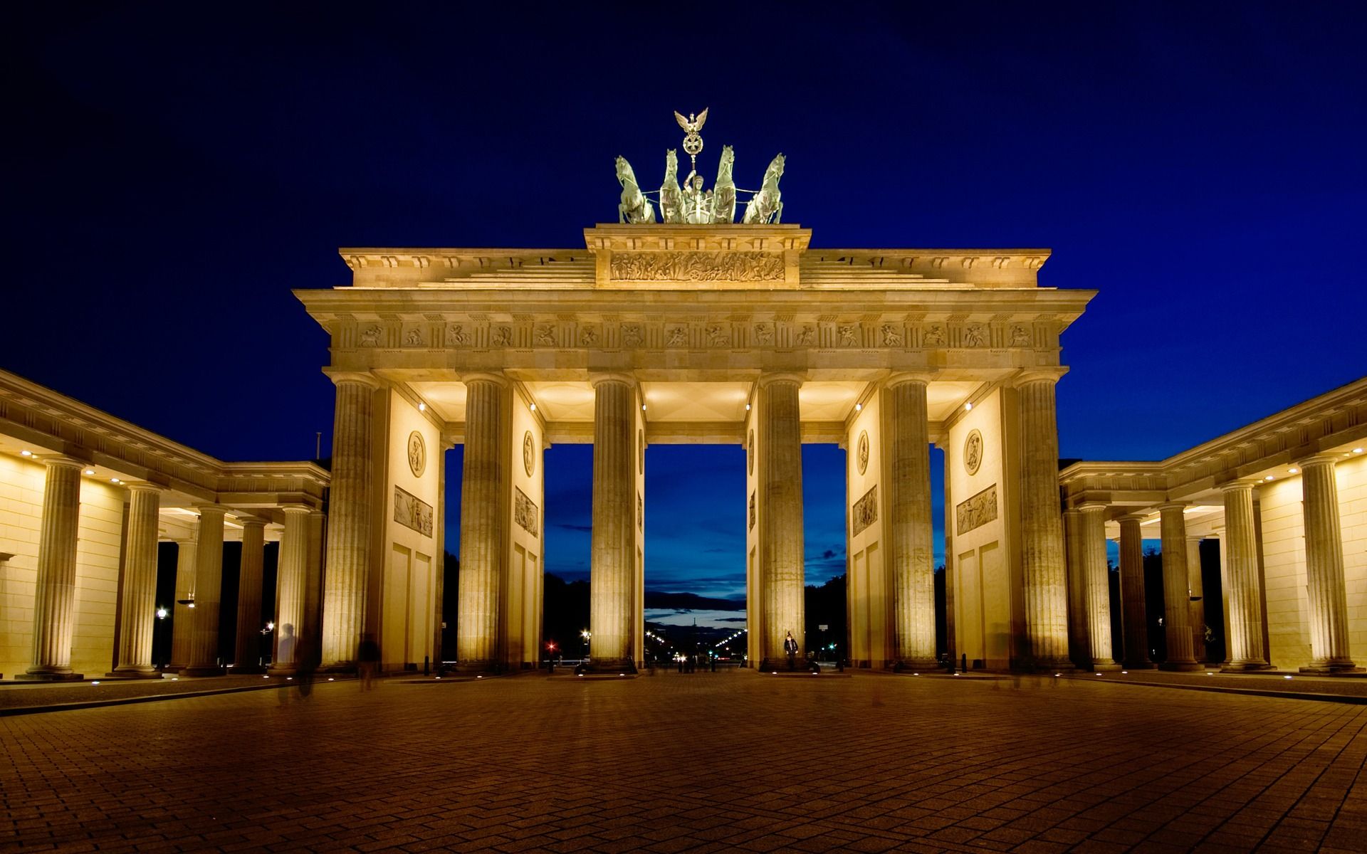 1920x1200 Brandenburg Gate Options Germany