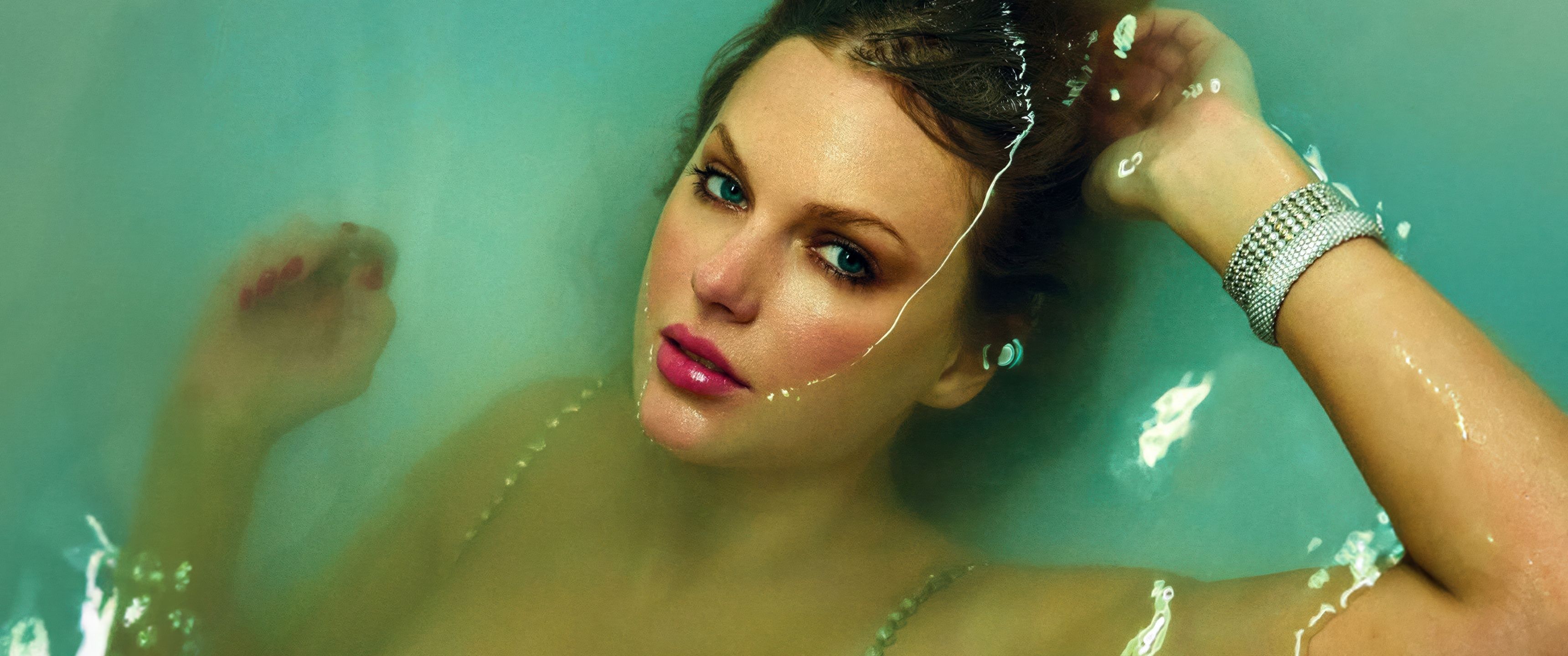 3440x1440 Taylor Swift Wallpaper 4K, The Life Of A Showgirl, 5K