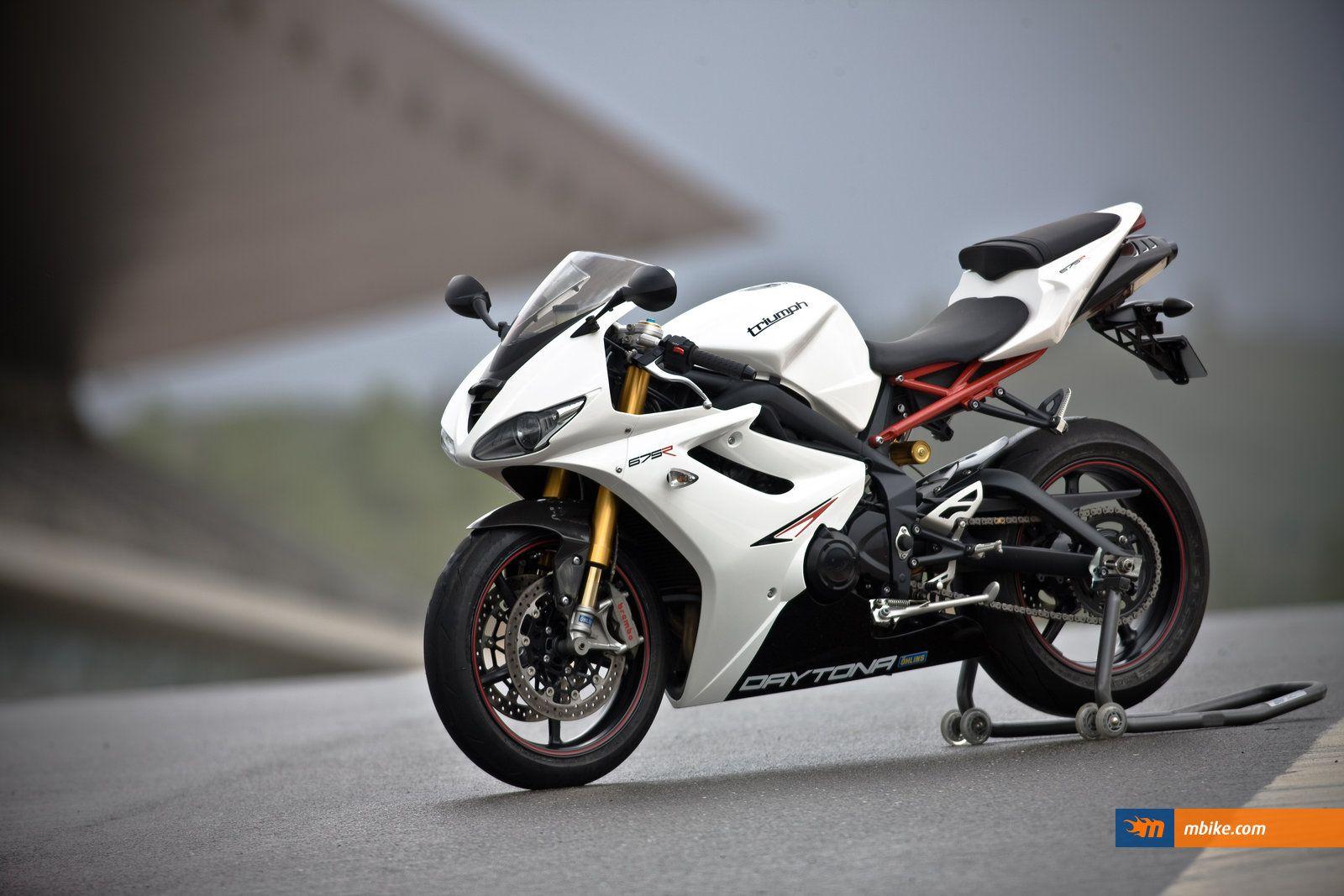 Triumph 675. Triumph Daytona 675r. Триумф Дайтона 675. Triumph Daytona 675r 2016. Triumph Daytona 675 2011.