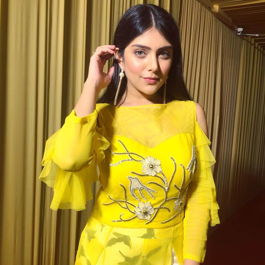 1080x1080 Ishitha Chauhan Wallpaper