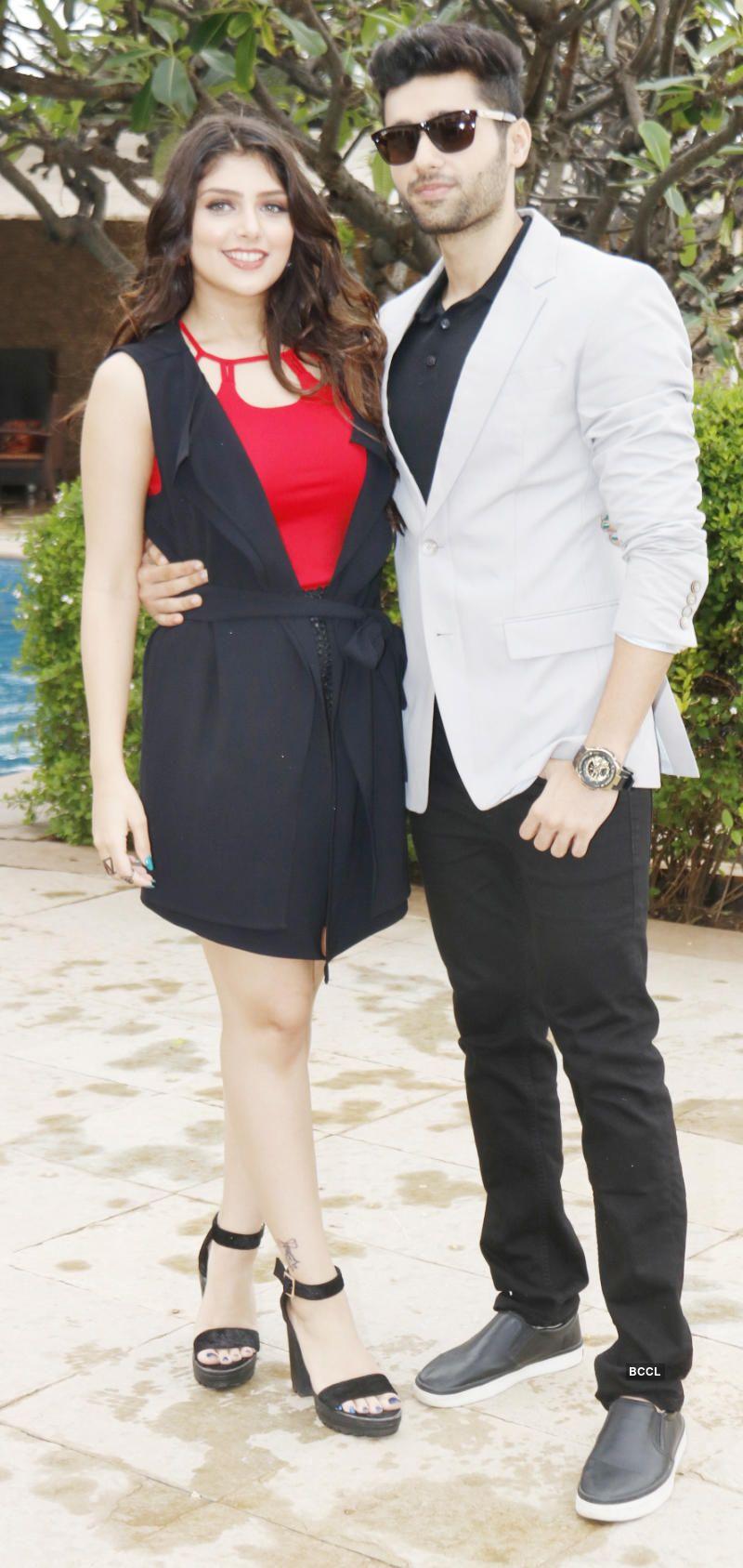 800x1687 Ishita Chauhan and Utkarsh Sharma pose for the camera during