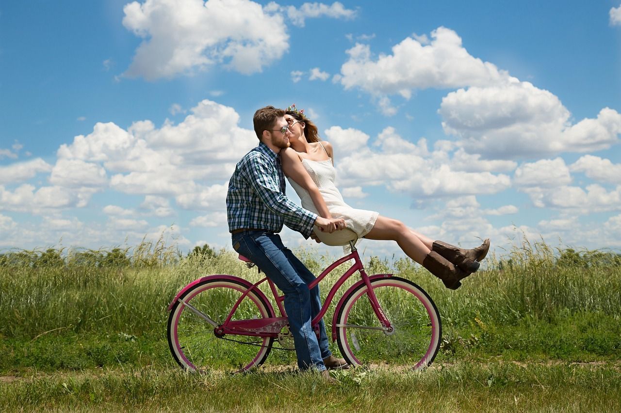 1280x853 Free Young Couple & Couple Image