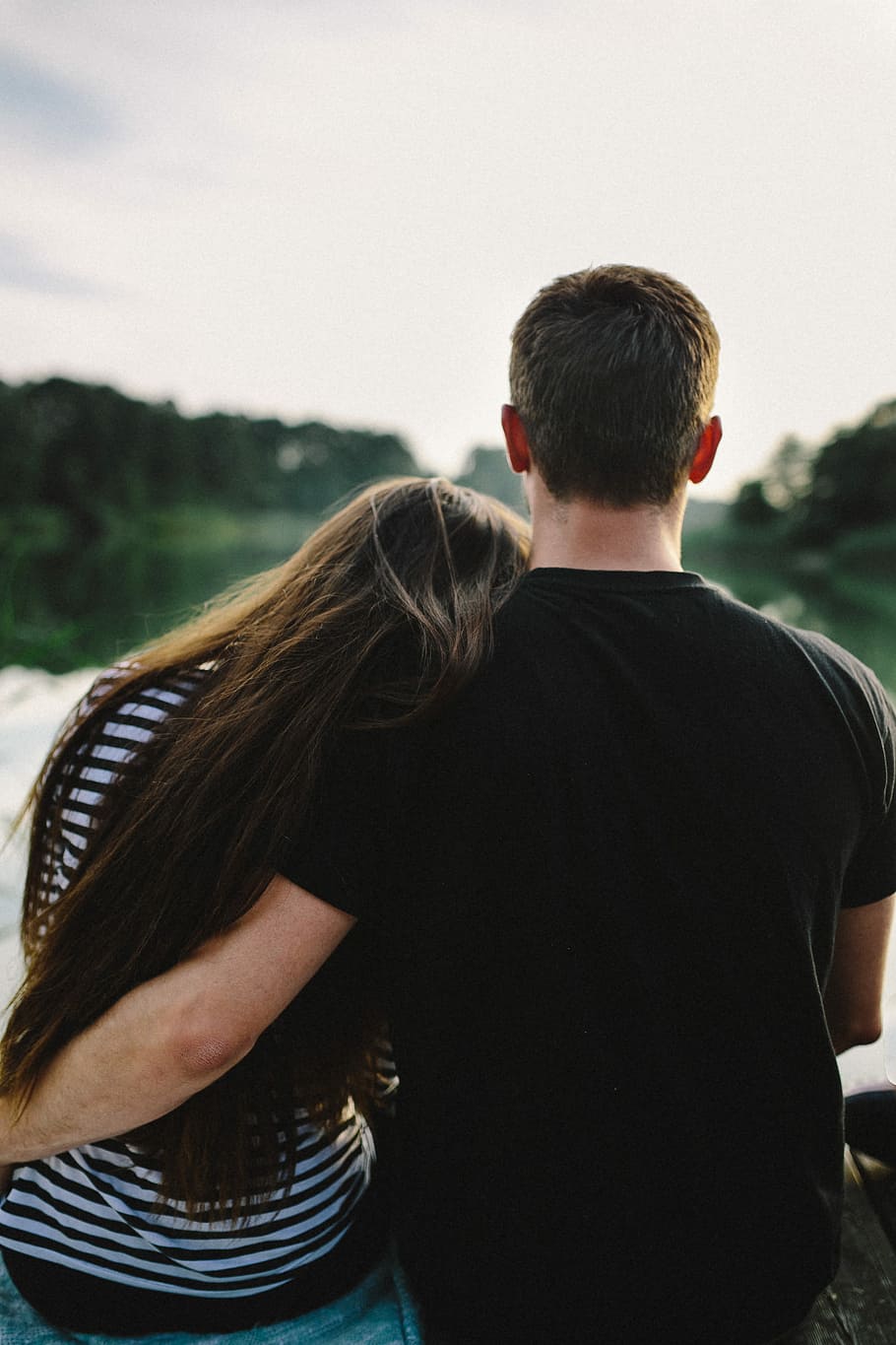 910x1365 HD wallpaper: Young couple embracing, people, summer, lake, outdoor, love, romantic
