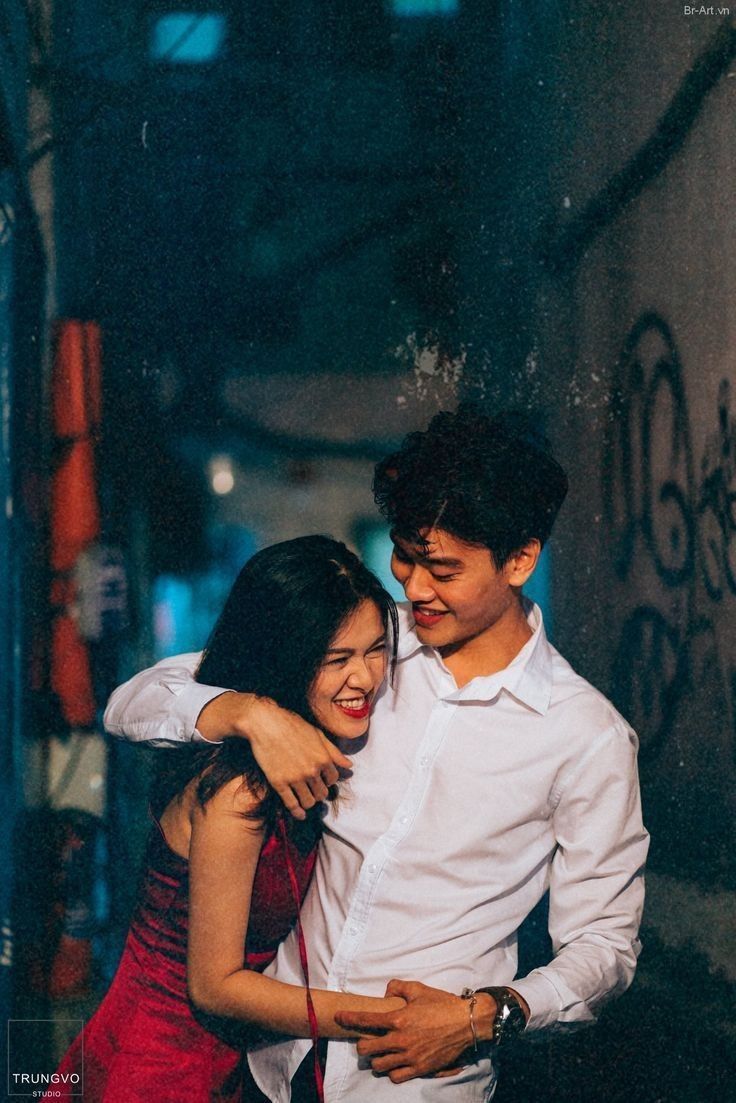736x1103 Korean Couple