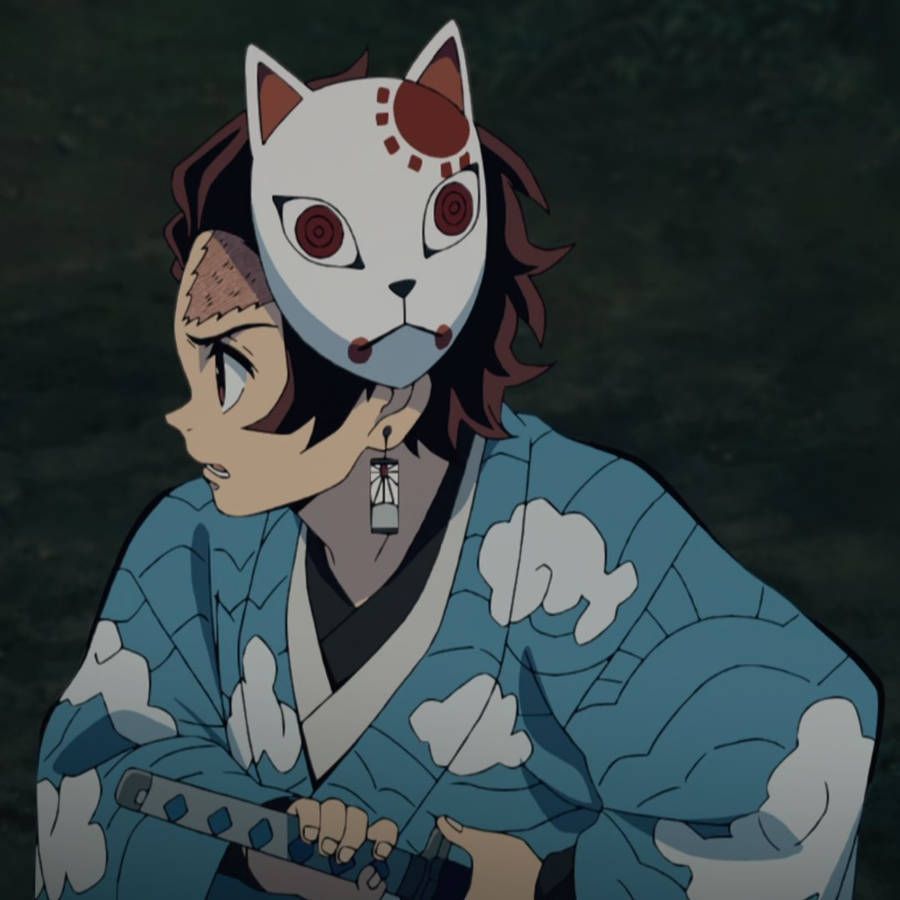 900x900 Tanjiro Wearing Demon Slayer Mask Wallpaper