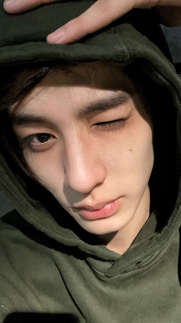 736x1308 leehan wallpaper