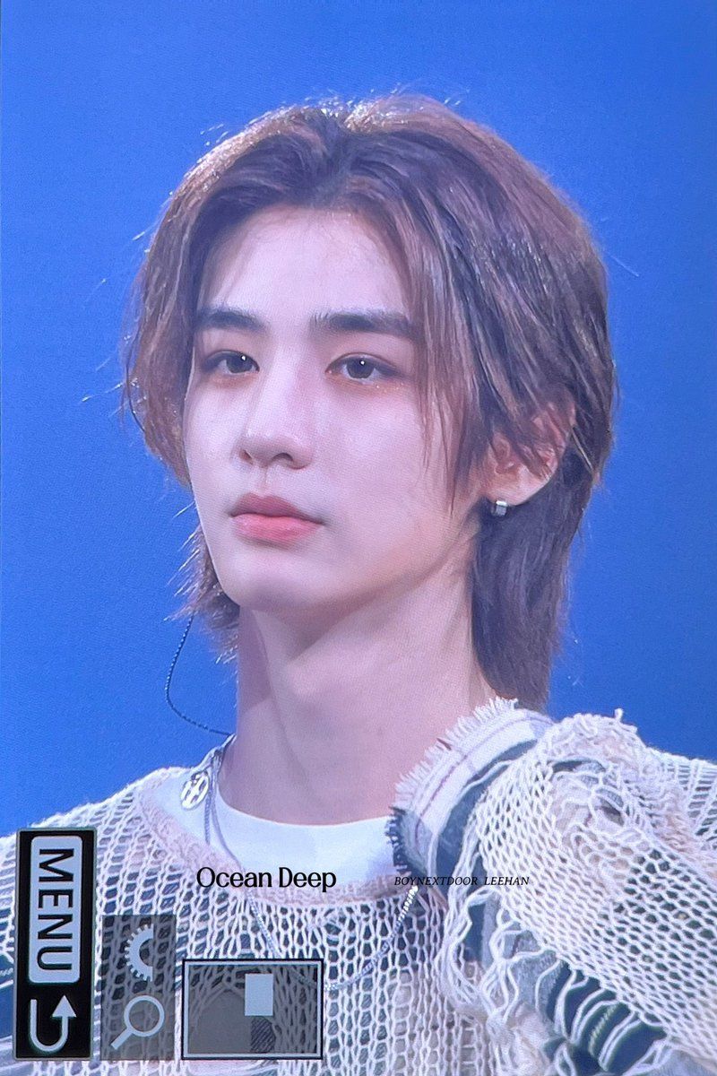 800x1200 leehan pics / Posts / X