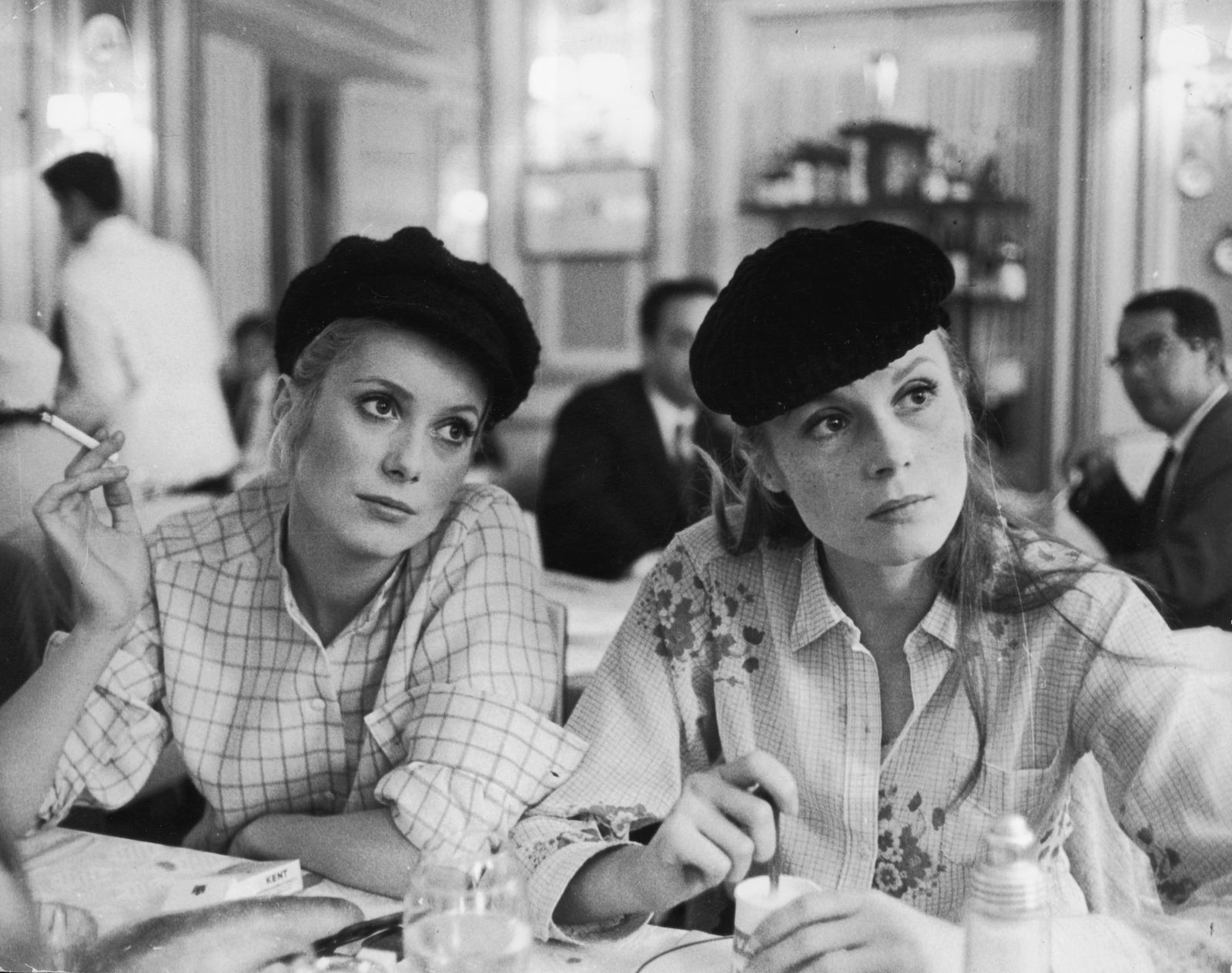 1600x1264 Catherine Deneuve in 17 Sublime Vintage Image