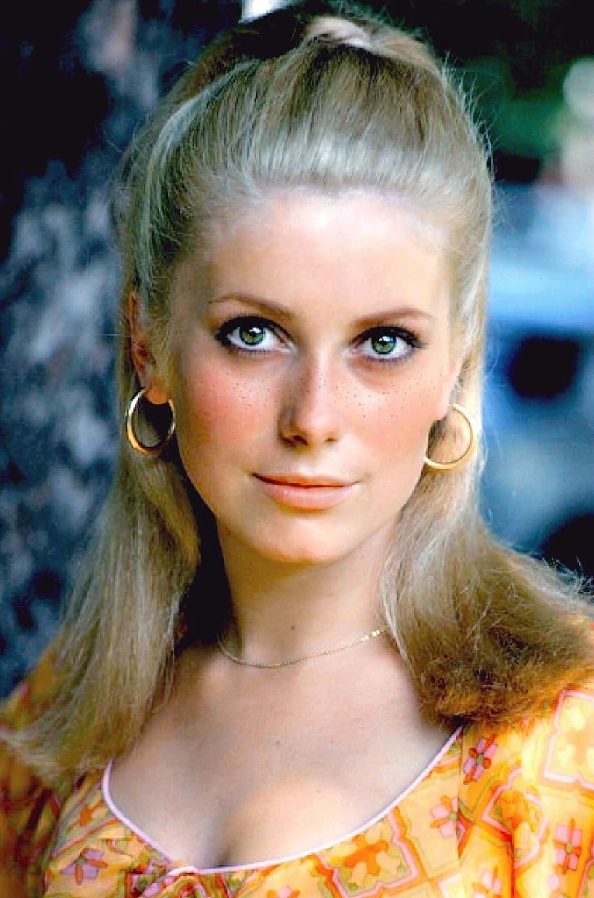 850x1284 Catherine Deneuve HD phone wallpaper