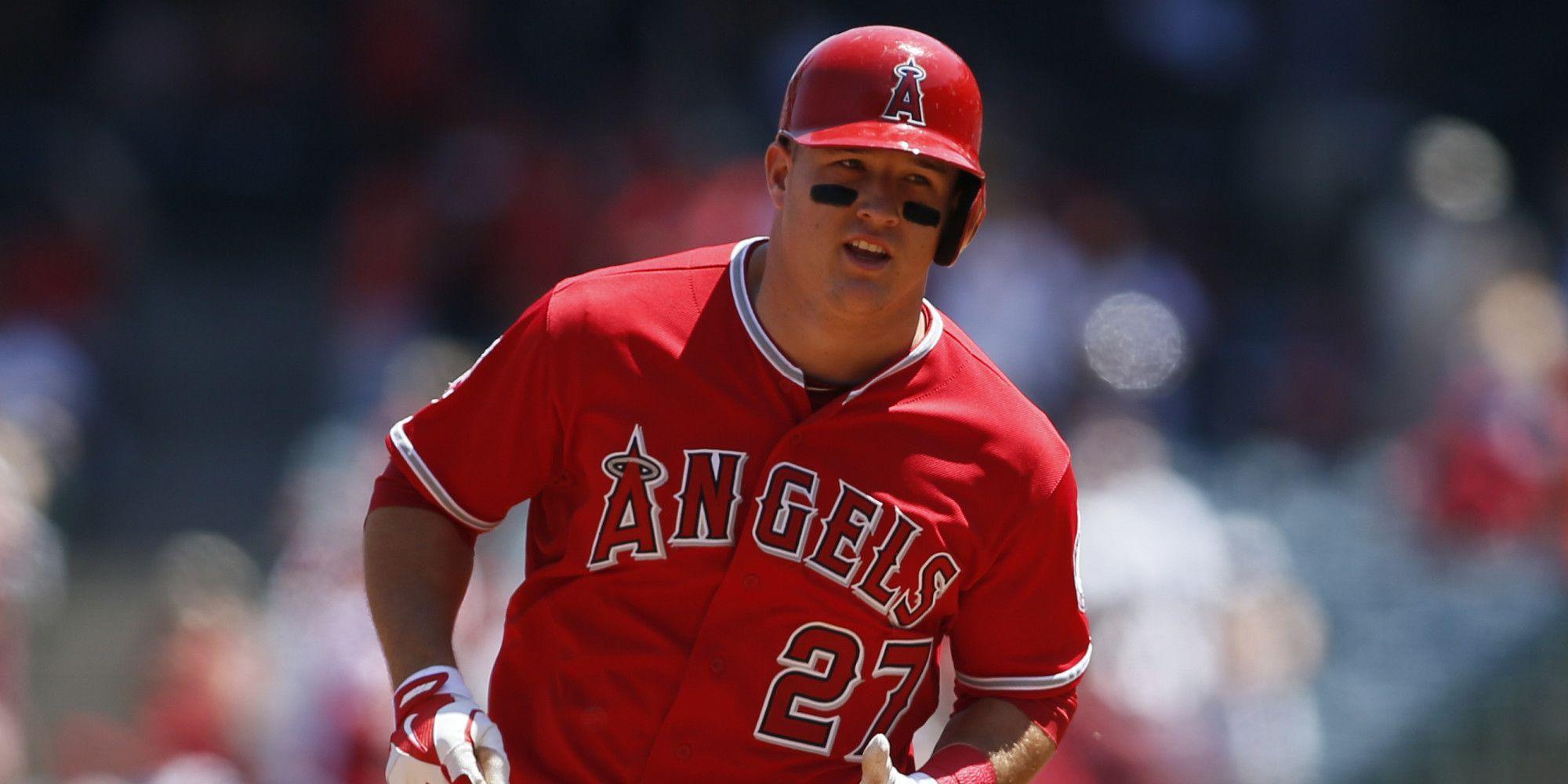 2000x1000 Mike Trout Wallpaper