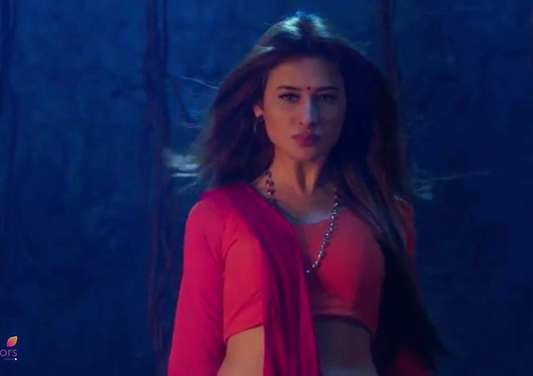 1061x750 Mahira Sharma Wallpaper