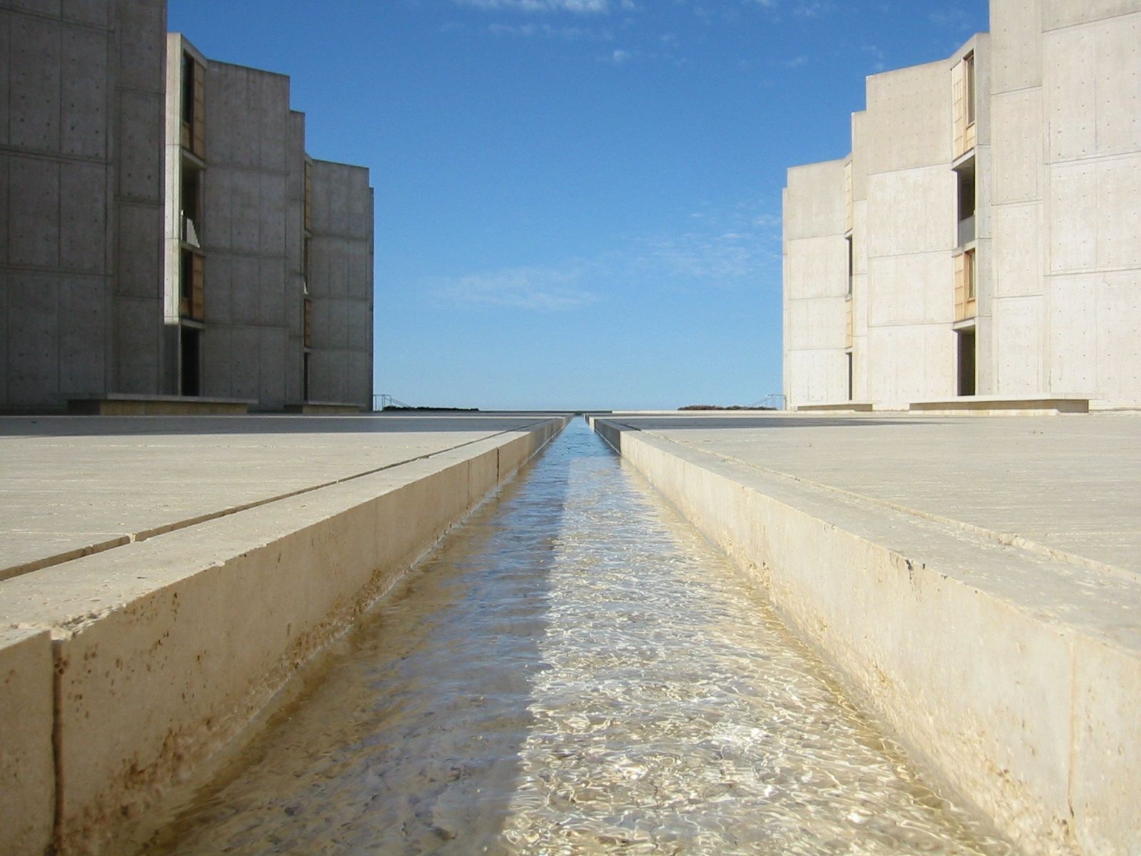 1600x1200 The Salk Institute for Biological Studies
