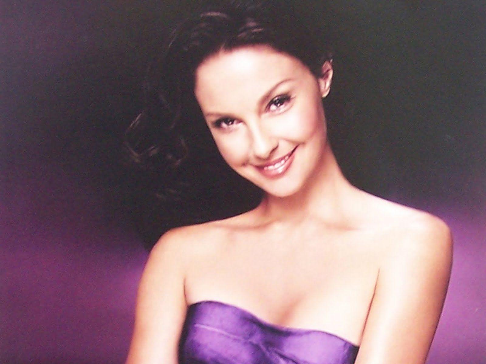 1600x1200 Ashley Judd Wallpaper
