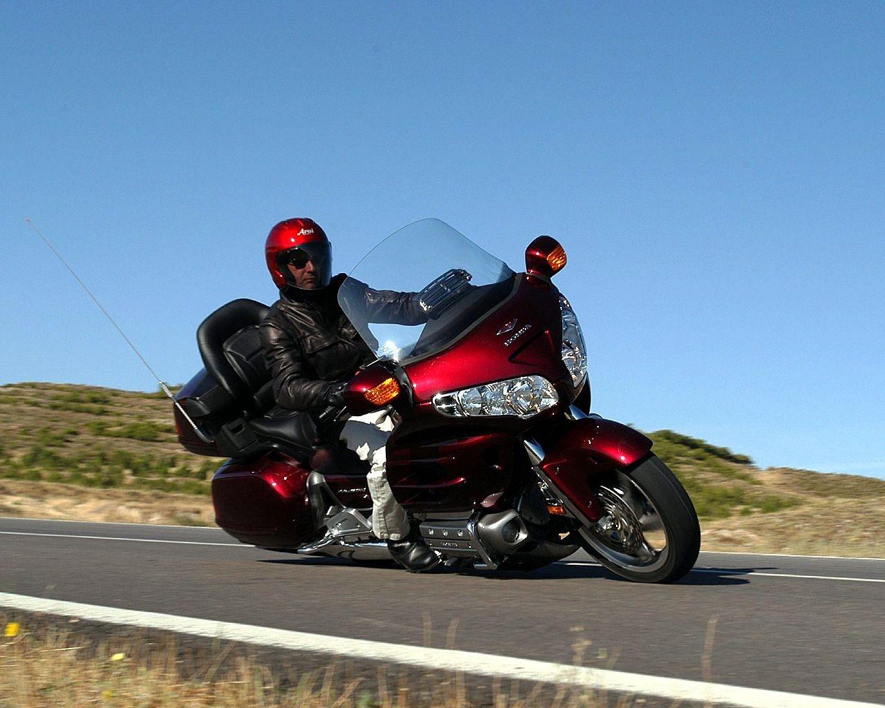 1280x1024 Honda Goldwing Wallpaper HD / Desktop and Mobile Background