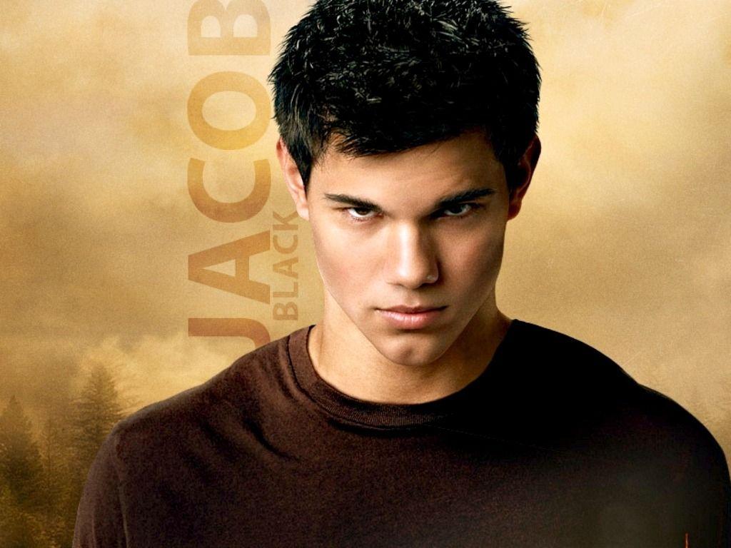 Jacob Black  Sam keeps giving me this look like hes waiting for me or  something Its kind of starting to freak me out  Jacob Black New Moon   Facebook