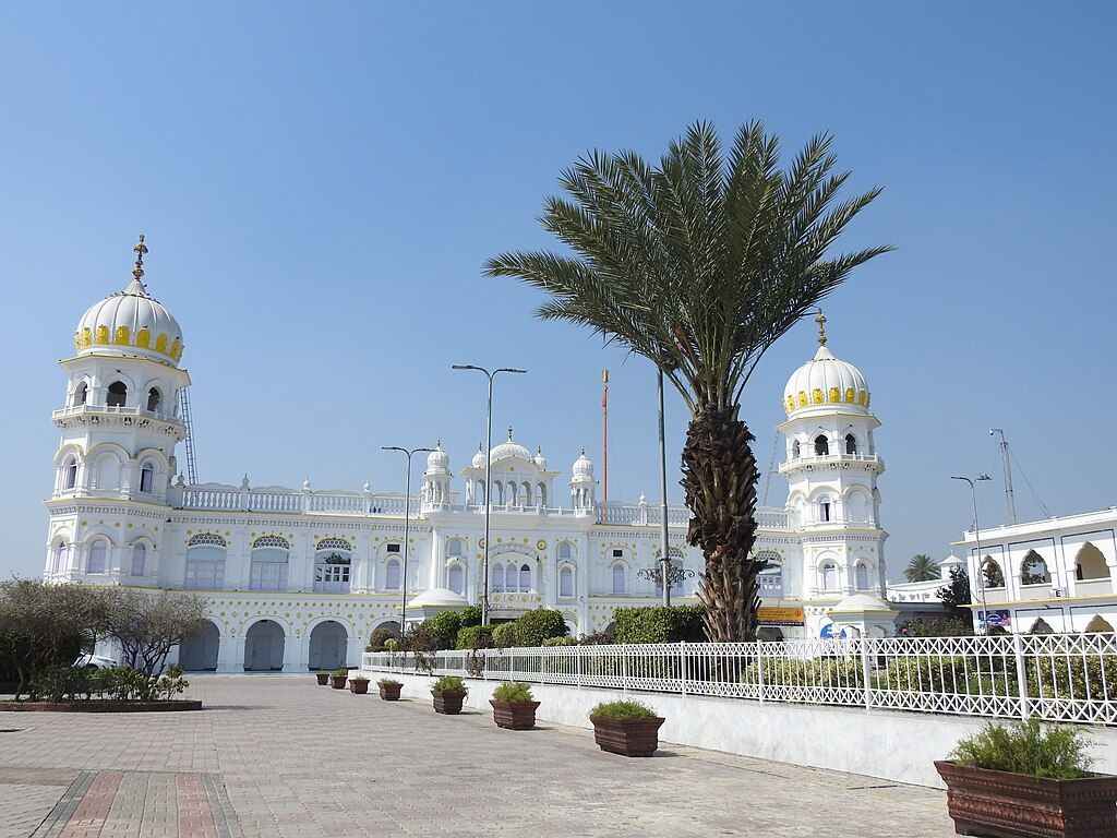 1024x768 The Gurdwara Janam Asthan in Nankana Sahib, Pakistan
