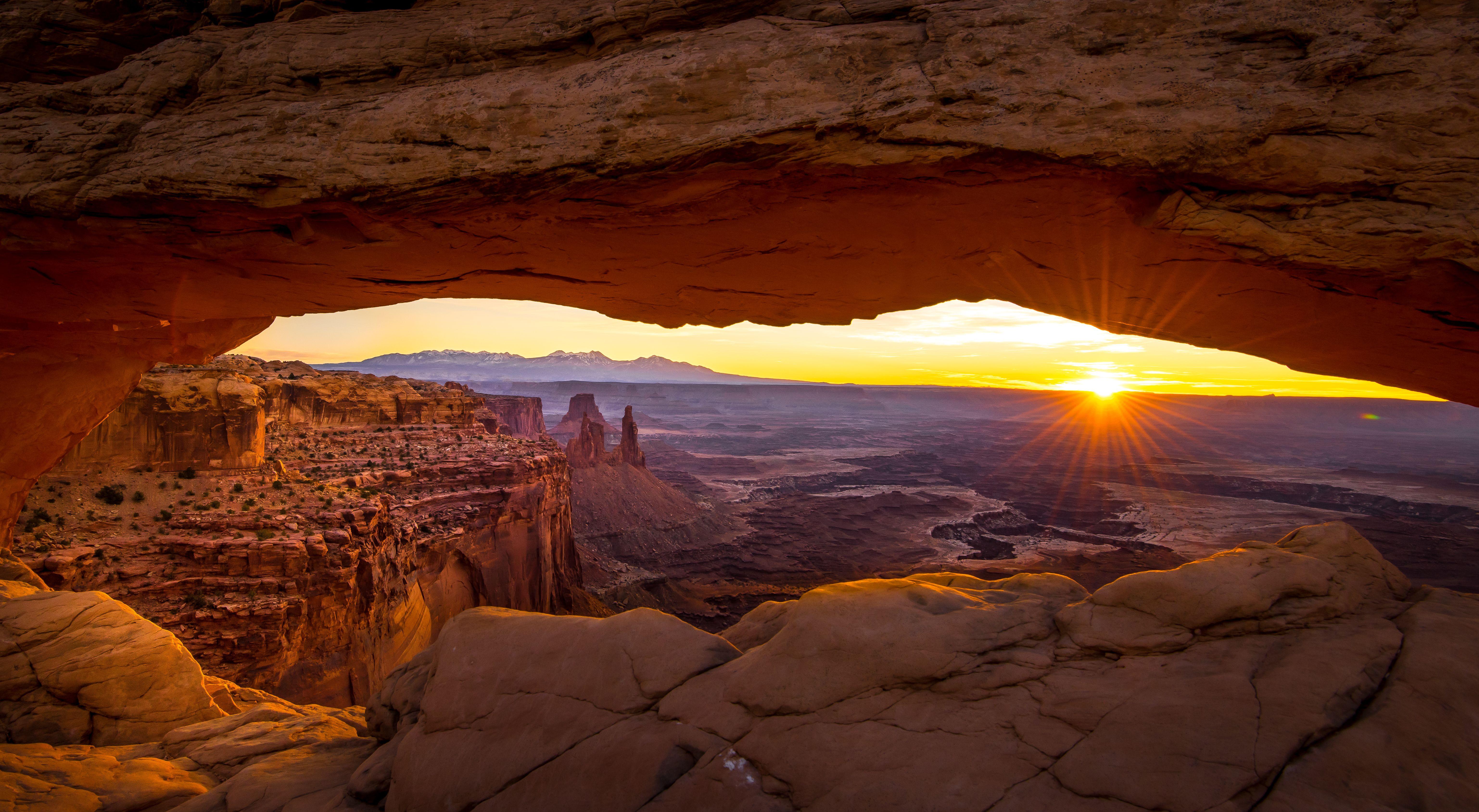 6149x3377 Canyonlands National Park HD Wallpaper