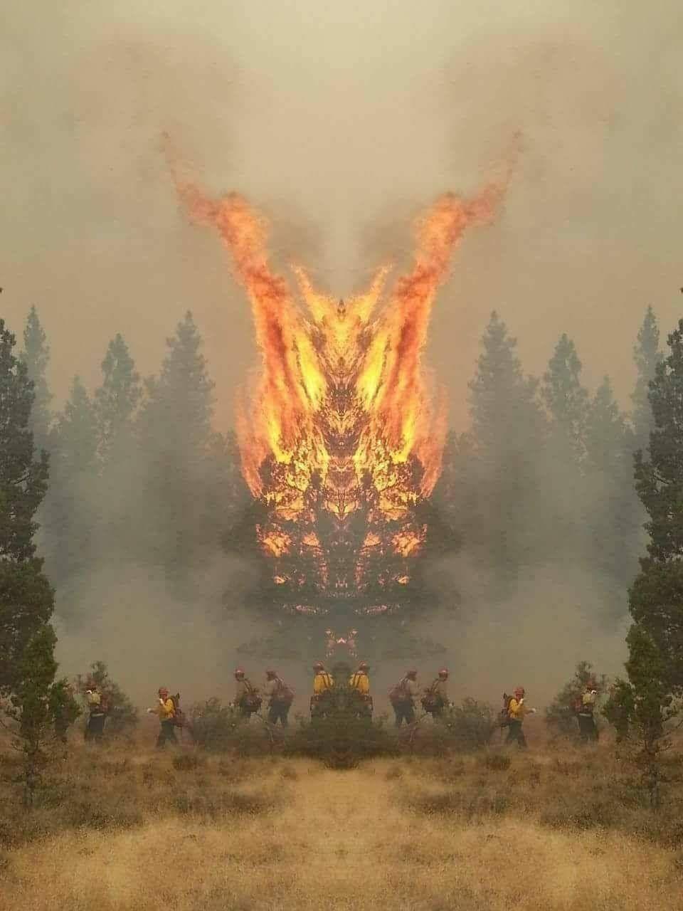 960x1280 El Diablo wallpaper