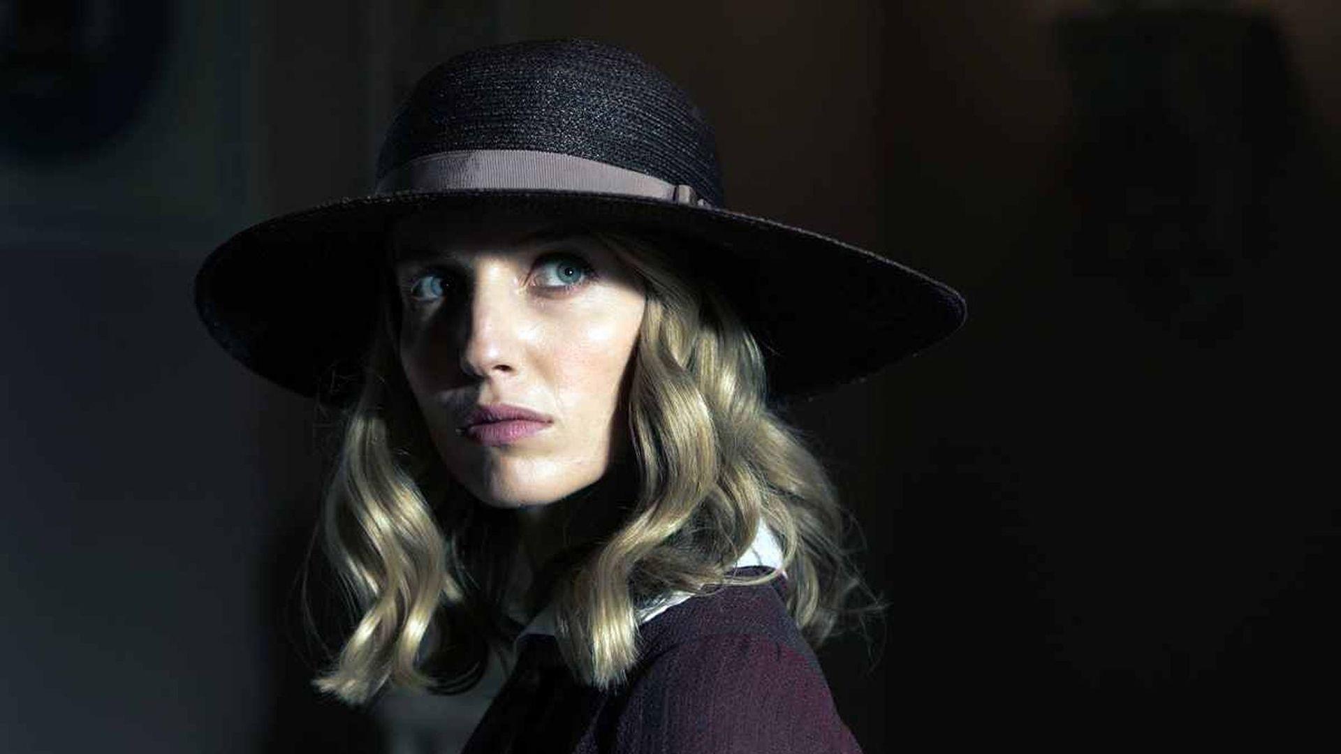 1920x1080 Annabelle Wallis Wallpaper